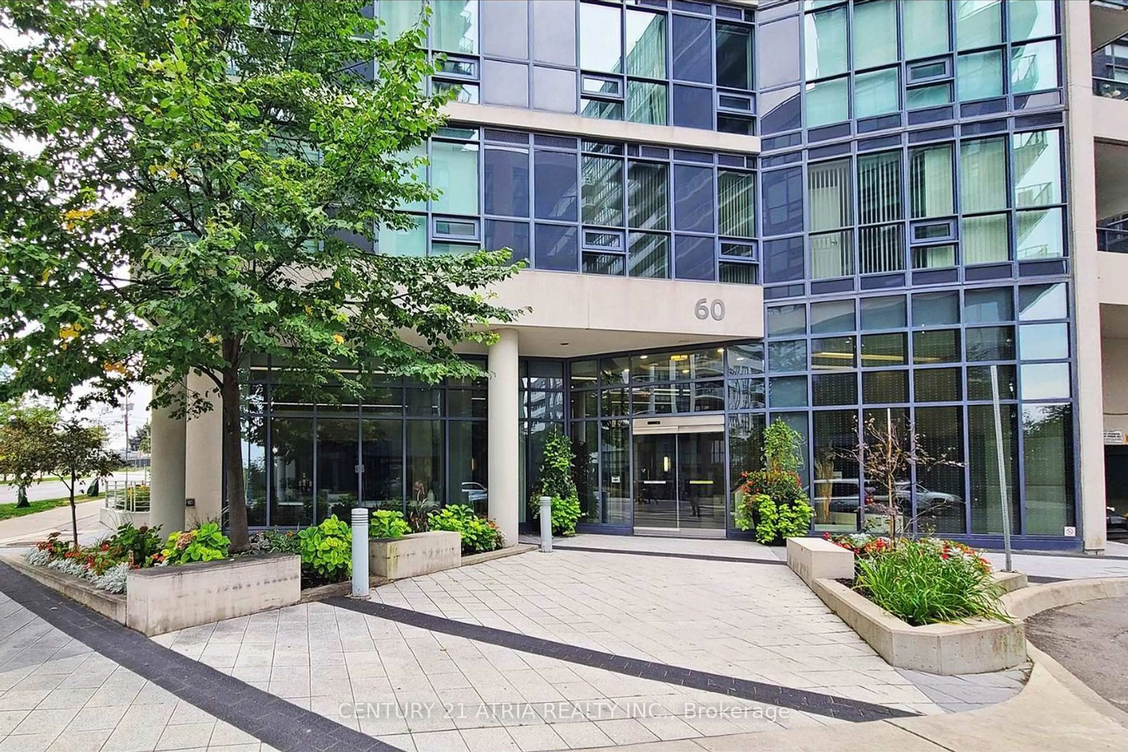 Indoor foyer for 60 Annie Craig Dr #B416, Toronto Ontario M8V 0C8