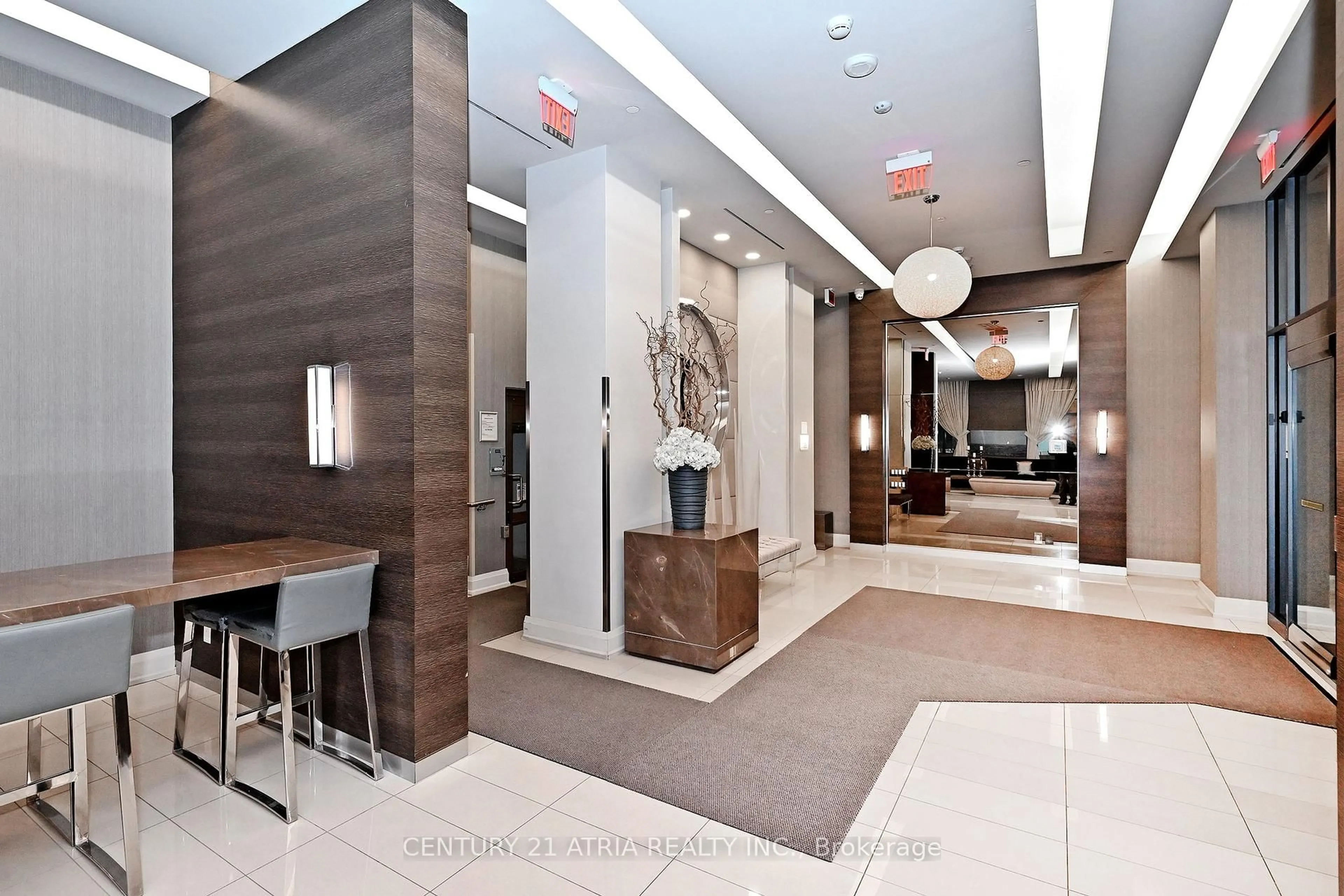 Indoor foyer for 60 Annie Craig Dr #B416, Toronto Ontario M8V 0C8