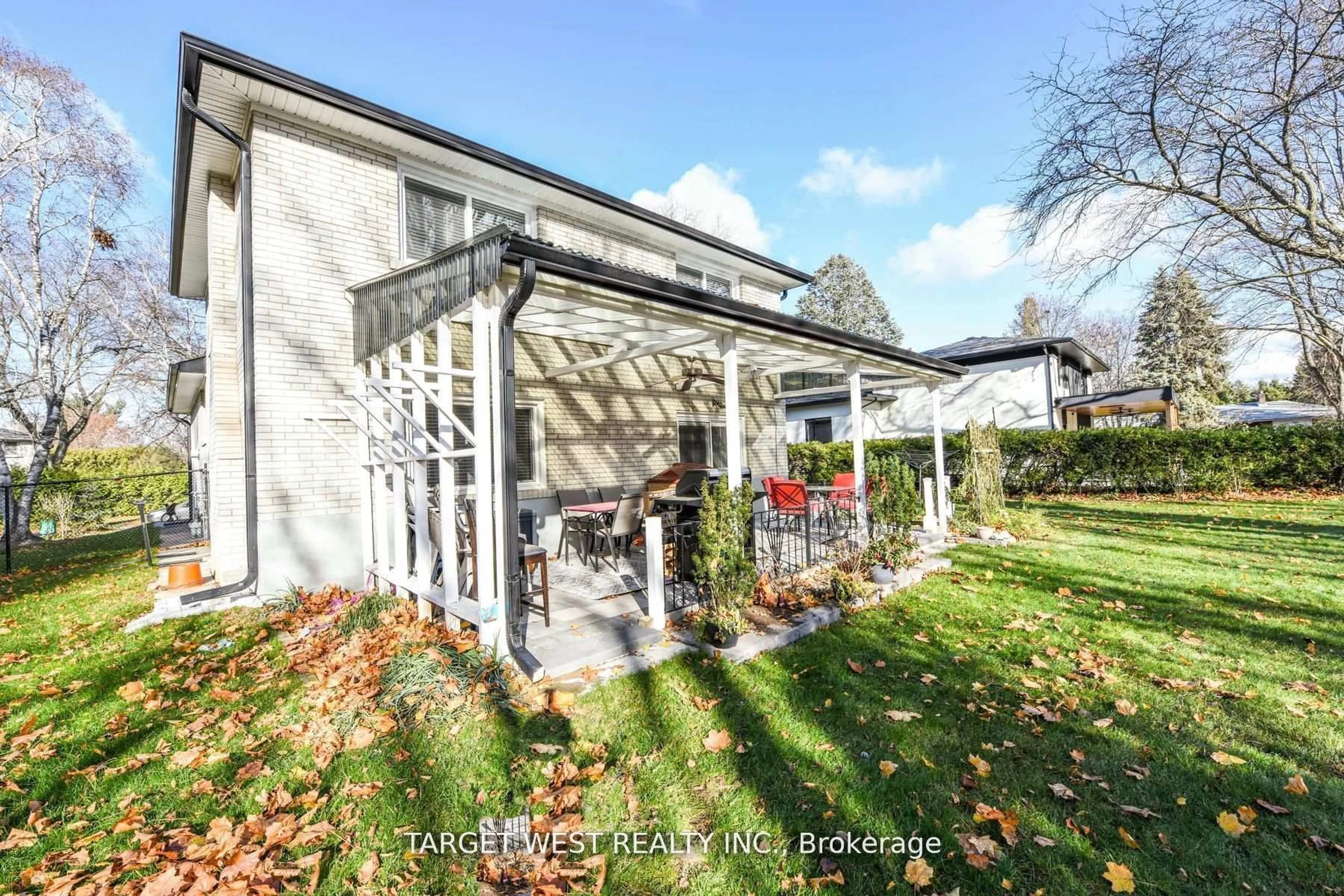 Unknown for 1443 Saginaw Cres, Mississauga Ontario L5H 1X4