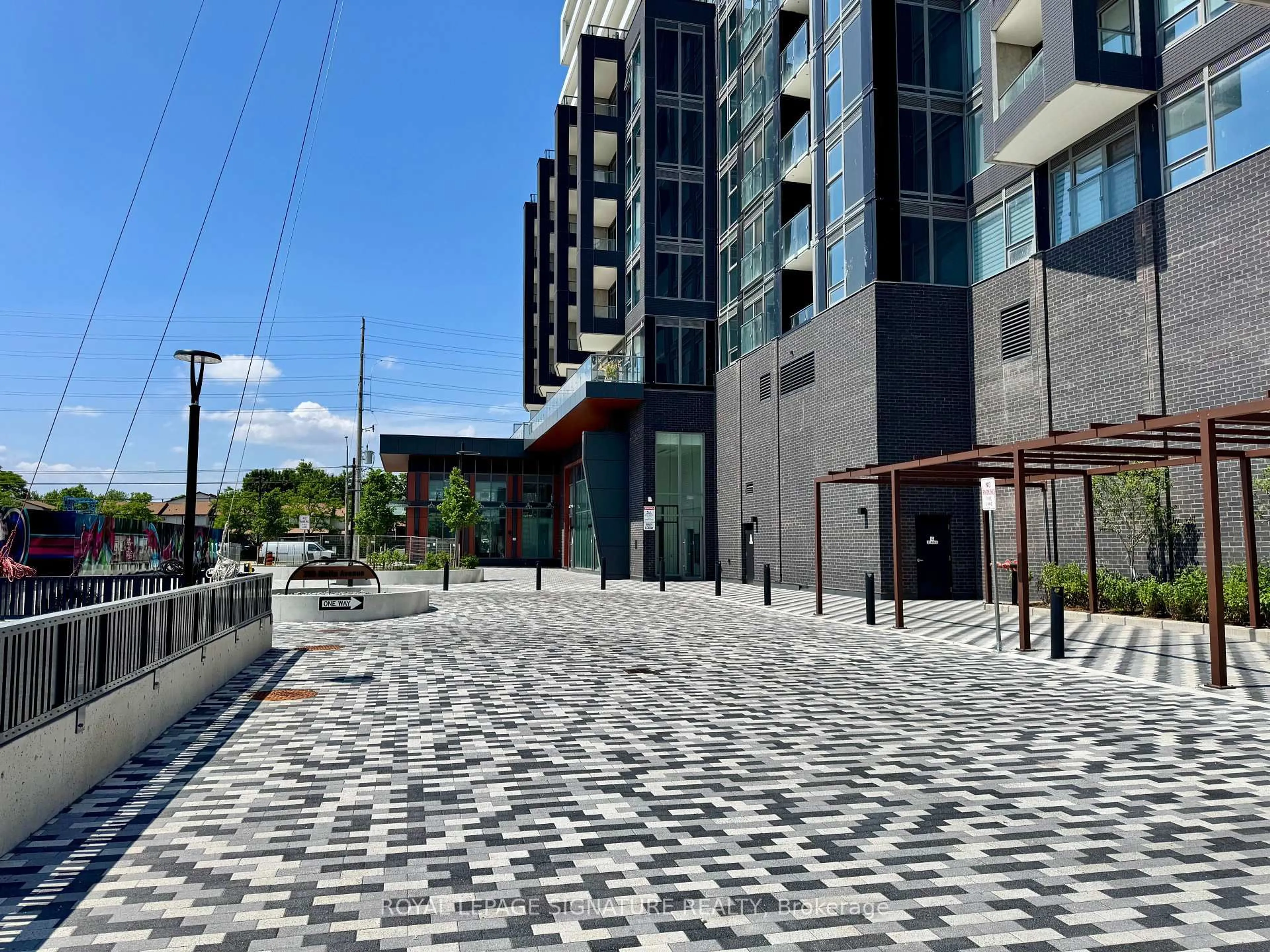 Patio, street for 260 Malta Ave #Unit 1106, Brampton Ontario L6Y 6L7