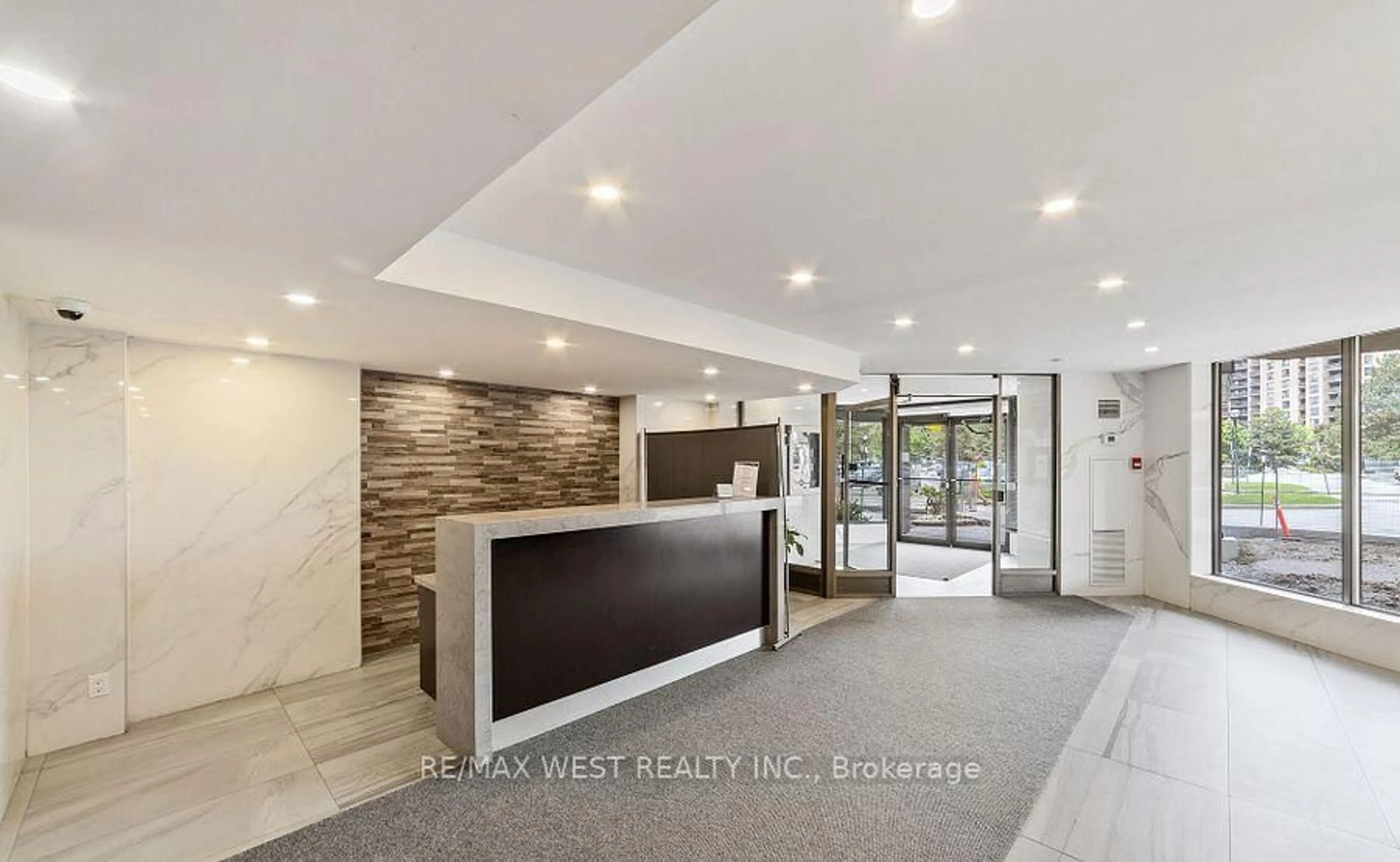 Lobby for 234 Albion Rd #1512, Toronto Ontario M9W 6A5
