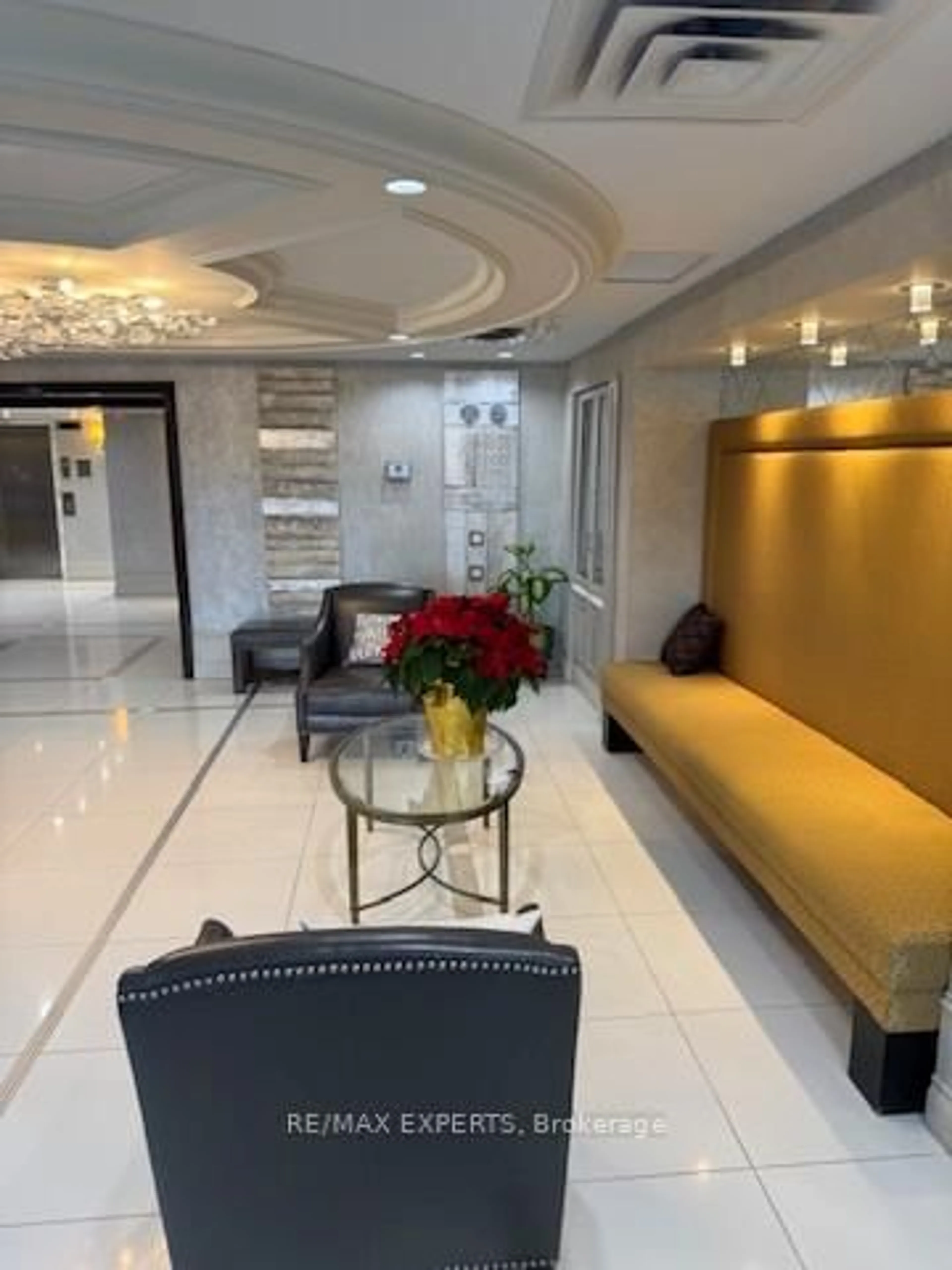 Lobby for 60 Via Rosedale Way #202, Brampton Ontario L6R 3X6