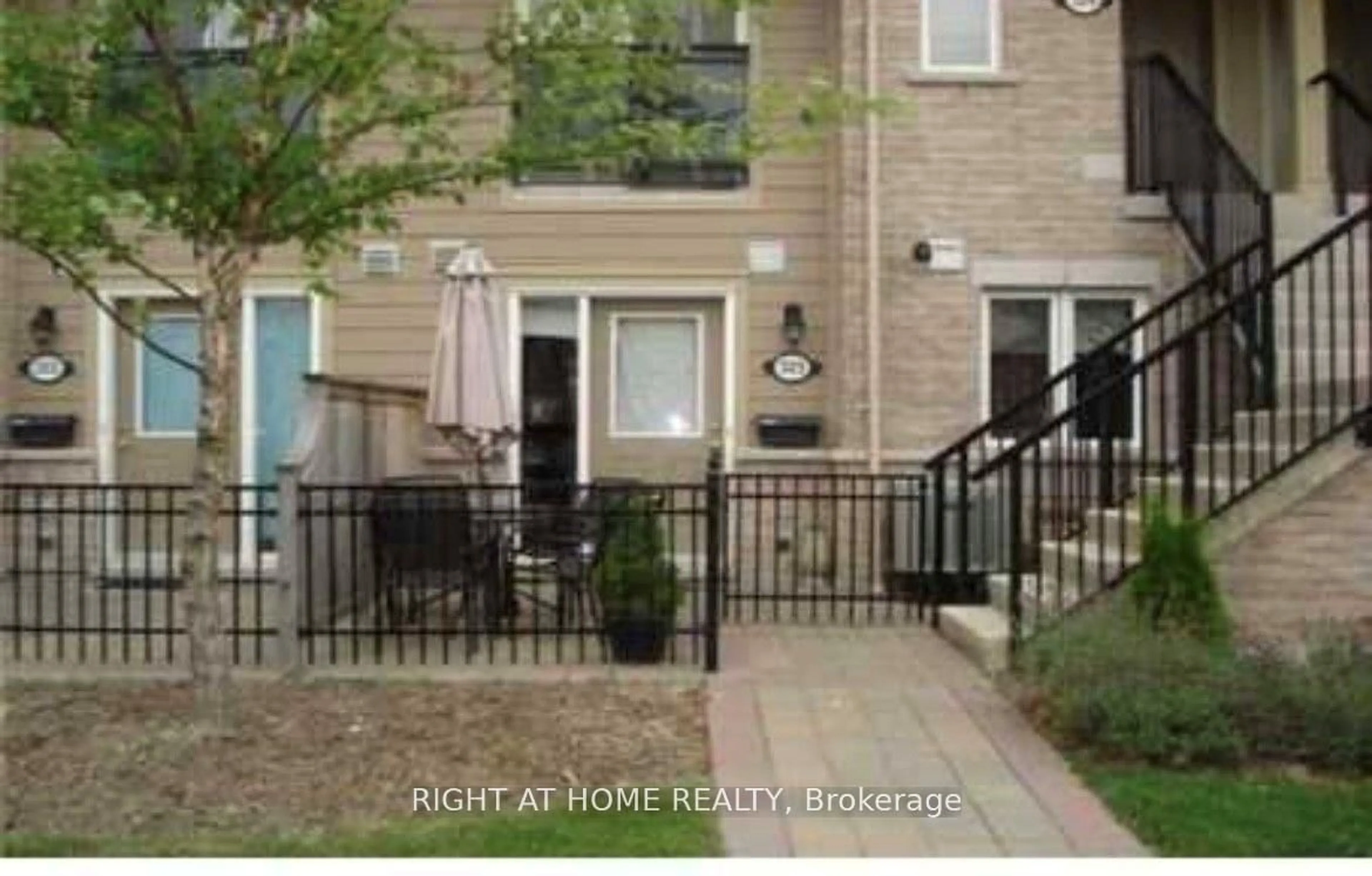 Unknown for 4975 southampton Dr #323, Mississauga Ontario L5M 8E4