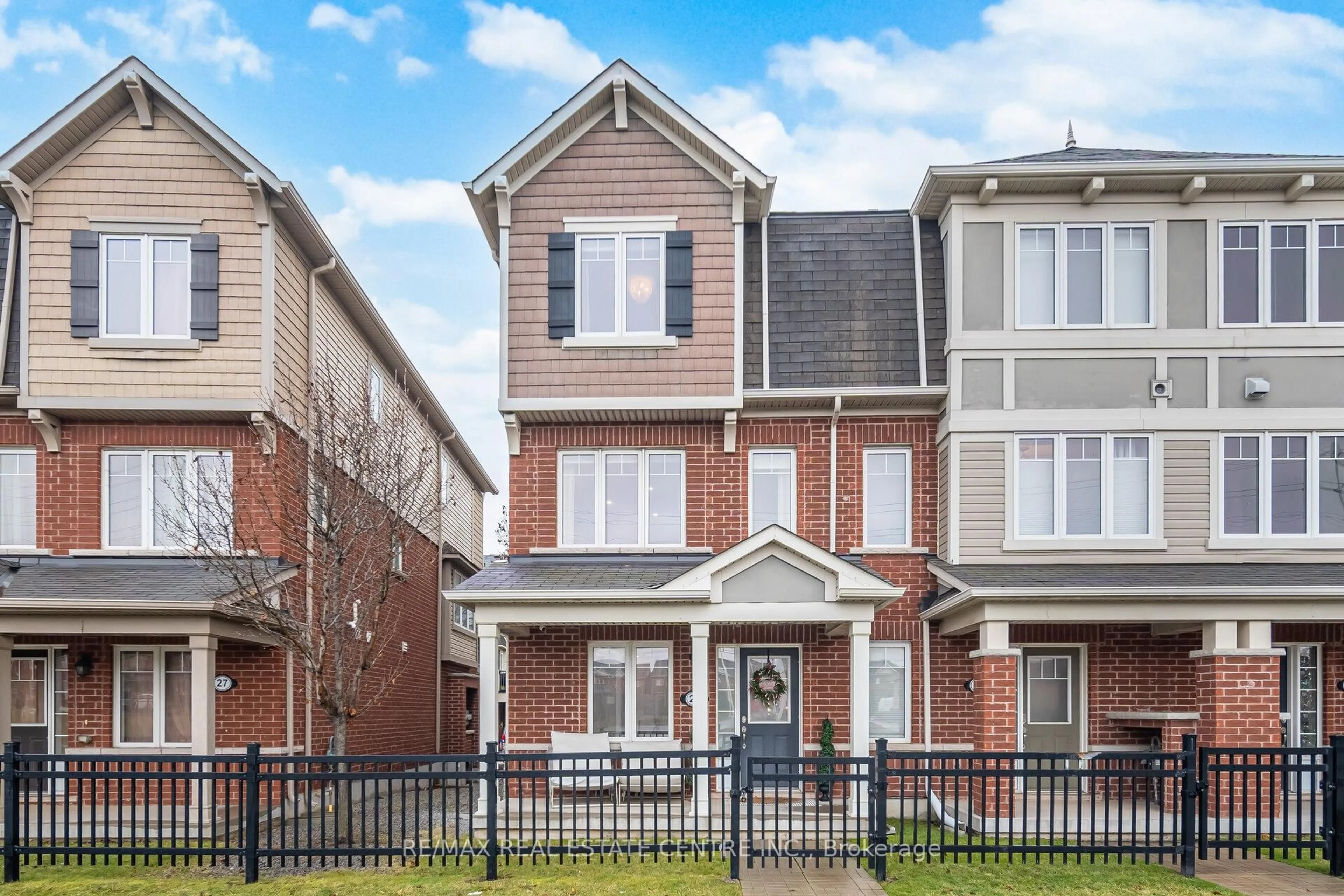 Home with brick exterior material, street for 6020 Derry Rd #26, Milton Ontario L9T 8L6