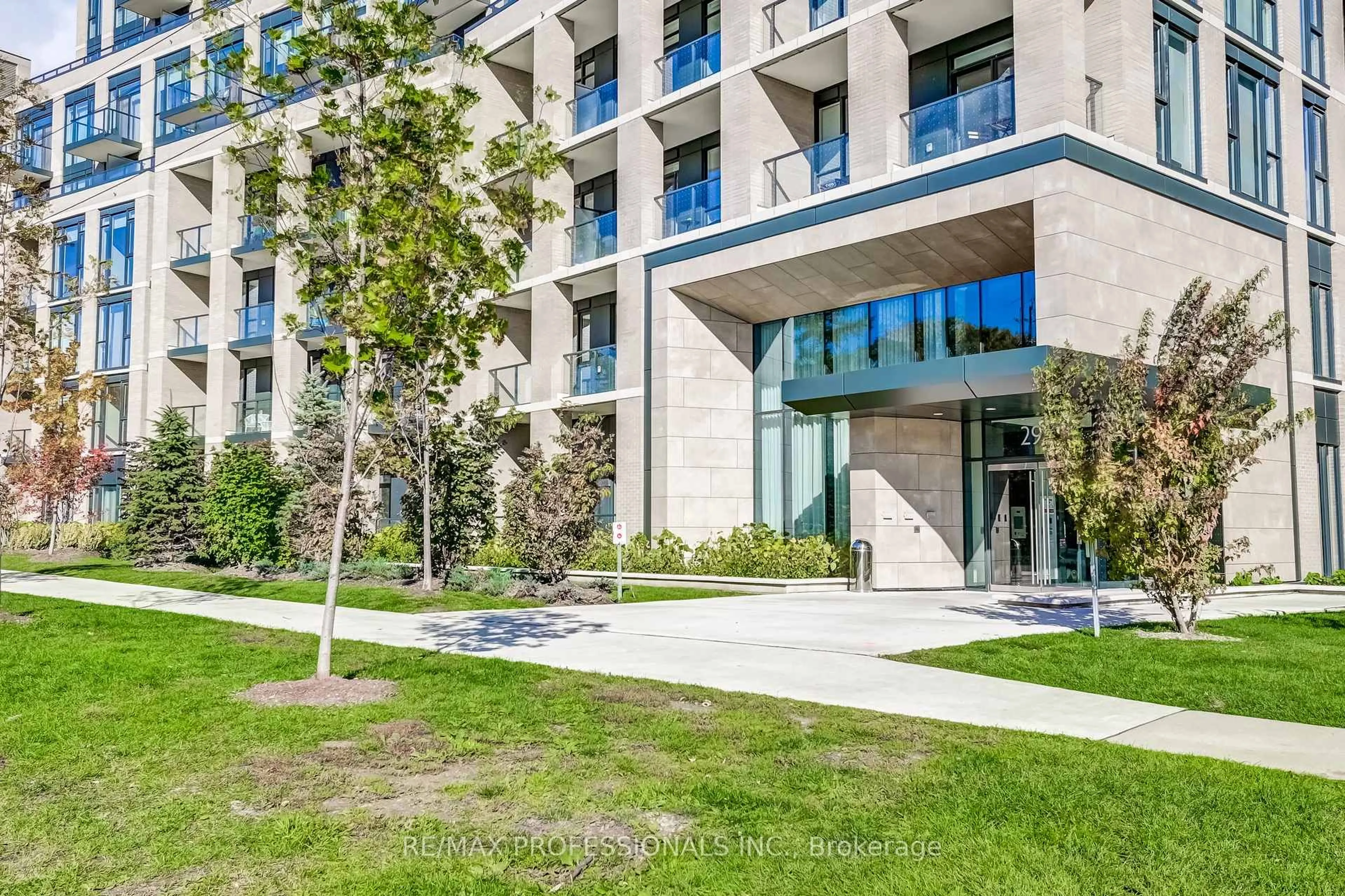 Unknown for 293 The Kingsway #223, Toronto Ontario M9A 0E8