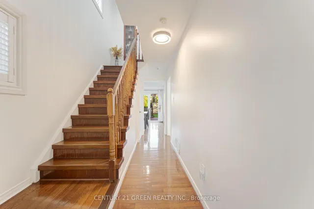 2146 Shady Glen Rd, Oakville 5