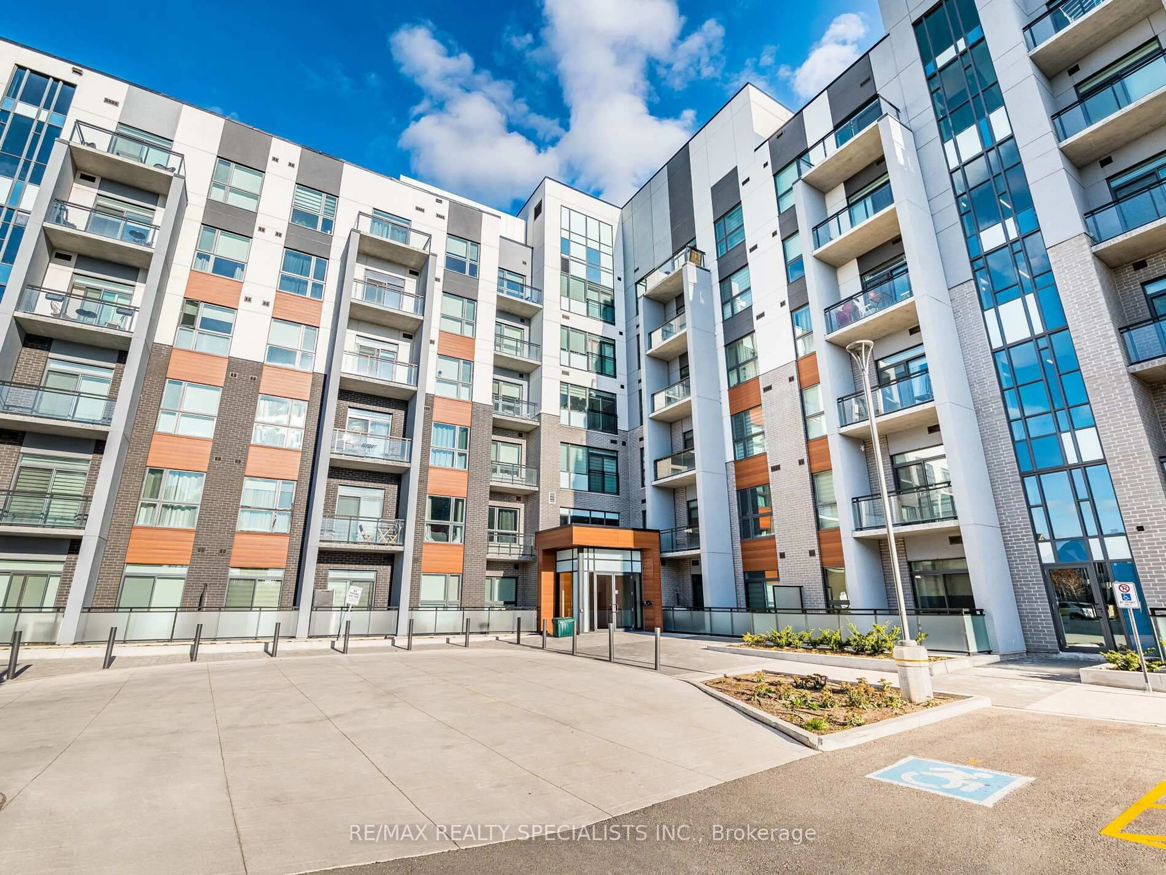 Unknown for 50 Kaitting Tr #613, Oakville Ontario L6M 5N3