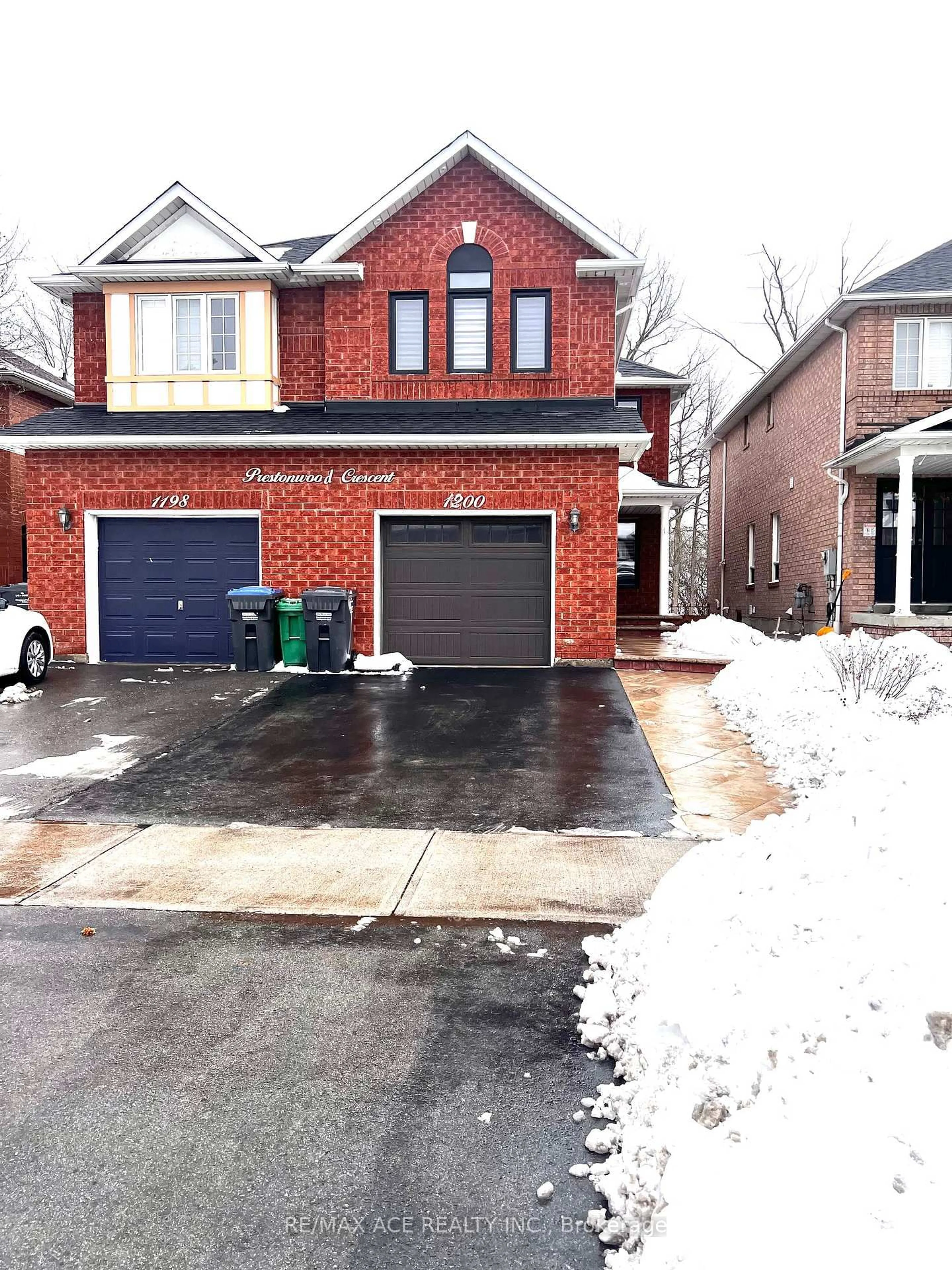 Home with brick exterior material, street for 1200 Prestonwood Cres, Mississauga Ontario L5V 2V3