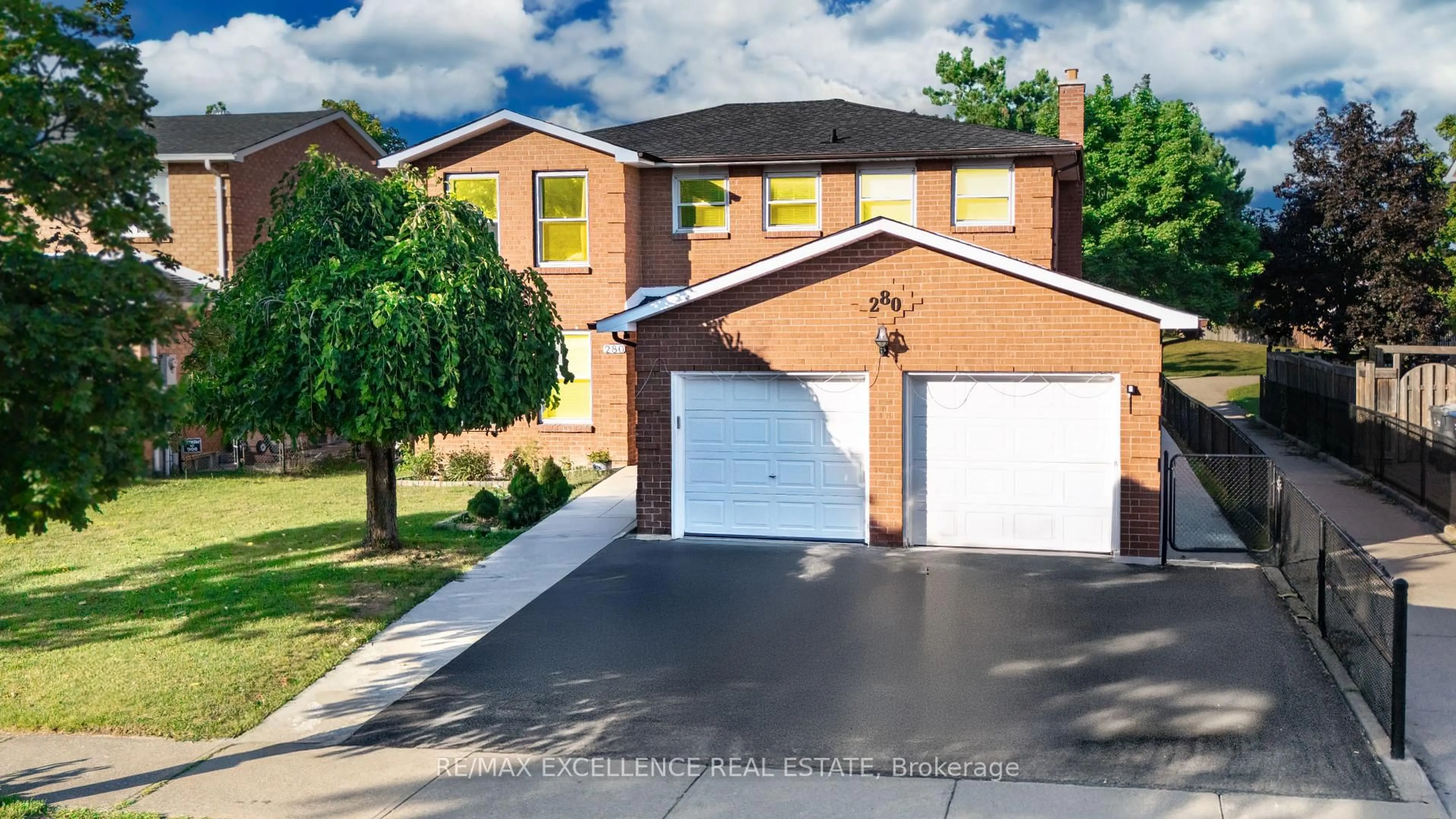 Home with brick exterior material, street for 280 Hansen Rd, Brampton Ontario L6V 2Y1