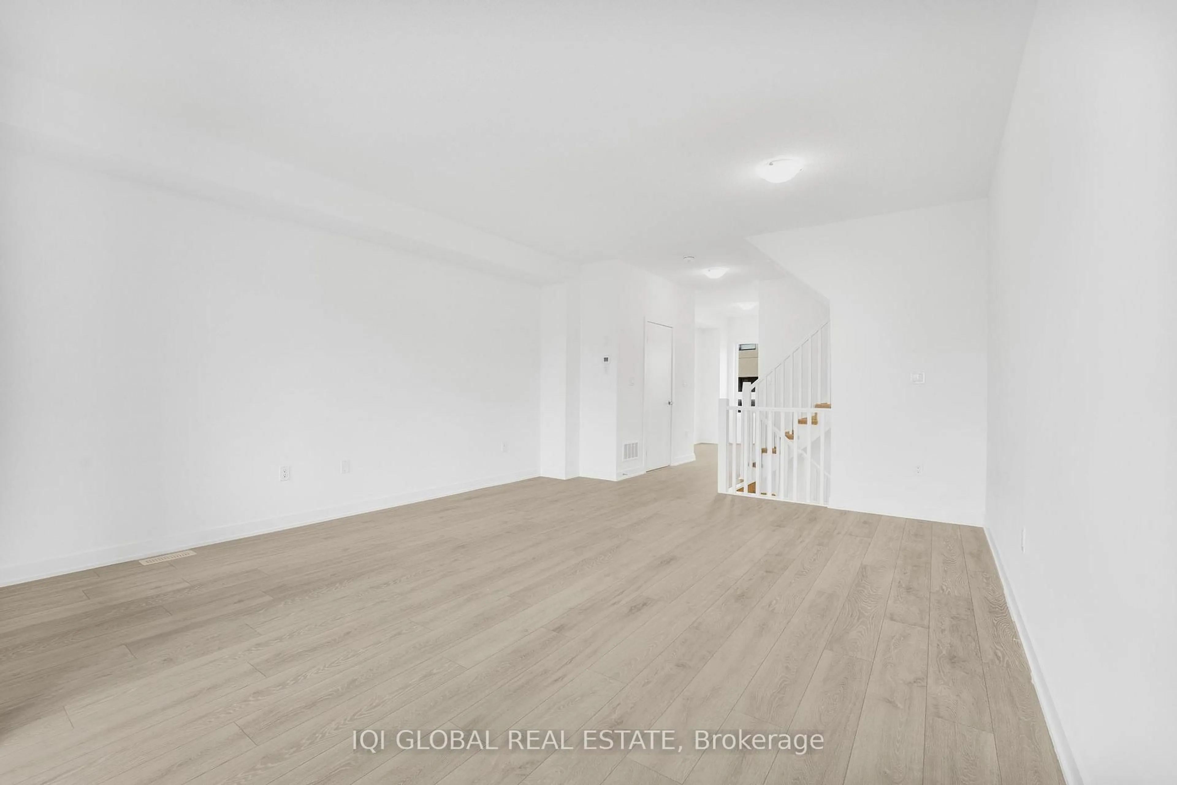 A pic of a room for 4902 Valera Rd, Burlington Ontario L7M 2A9