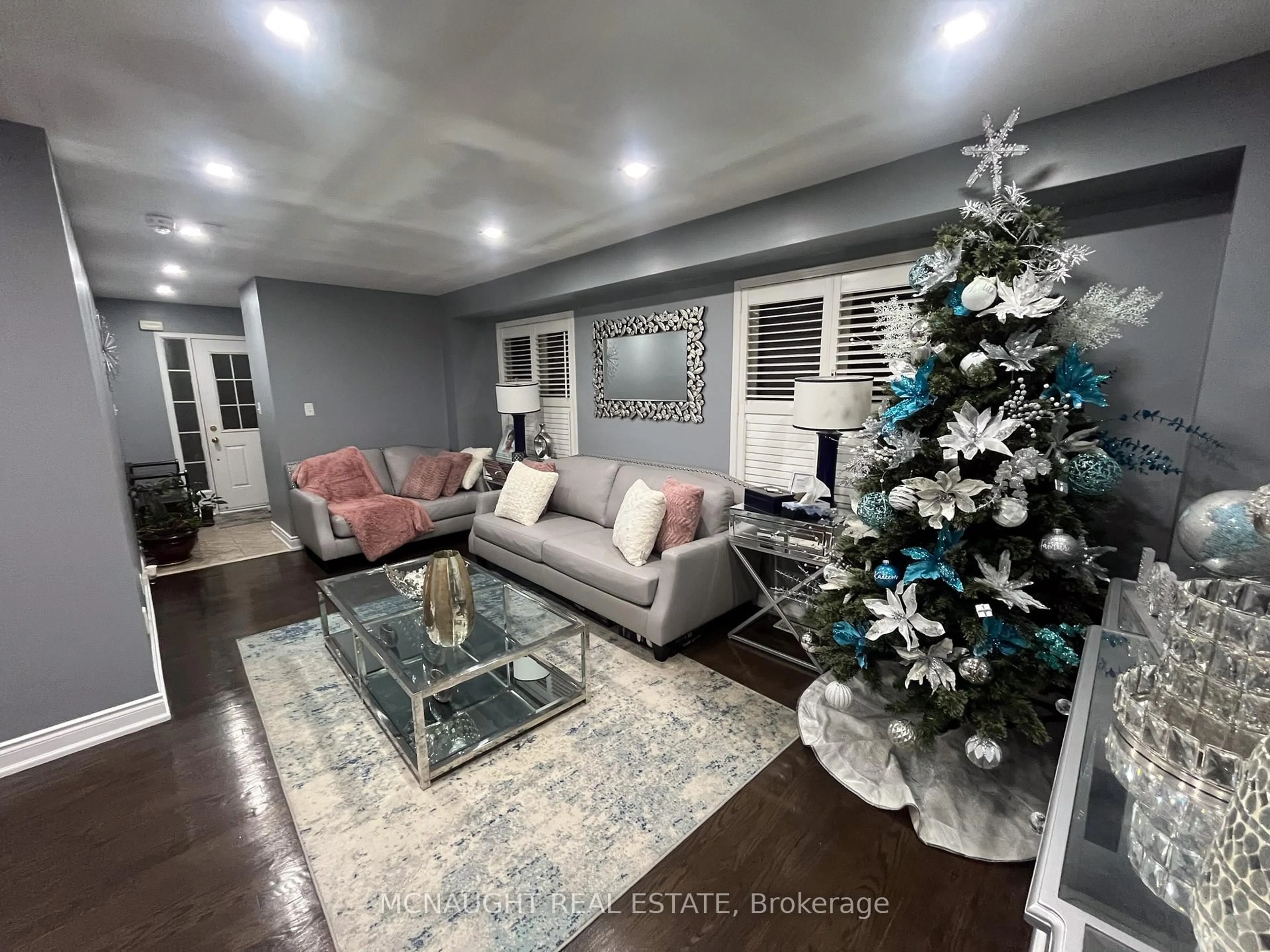 Living room with furniture, unknown for 117 Crown Victoria Dr, Brampton Ontario L7A 3X9