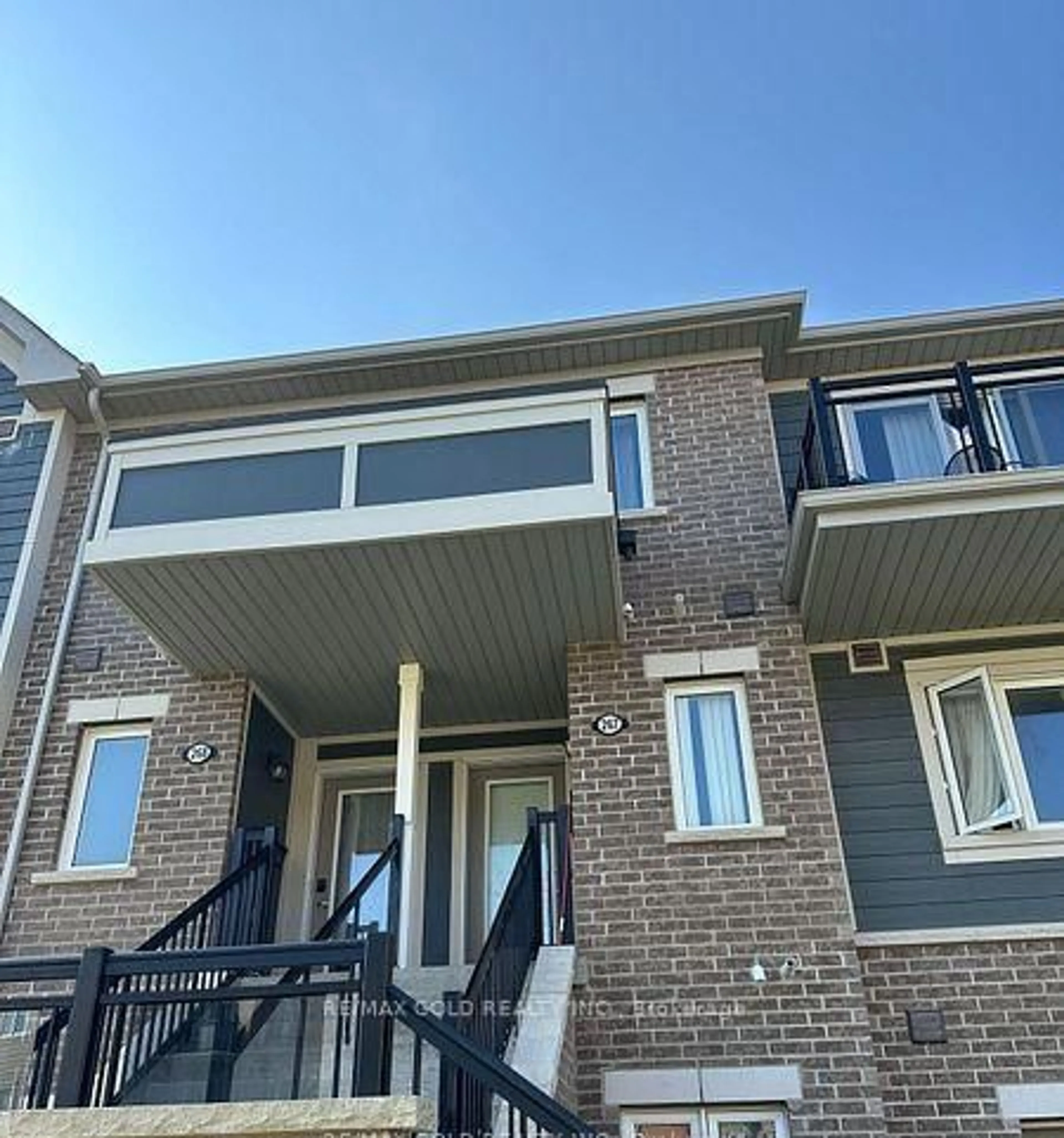 Home with brick exterior material, building for 250 Sunny Meadow Dr #267, Brampton Ontario L6R 3Y6