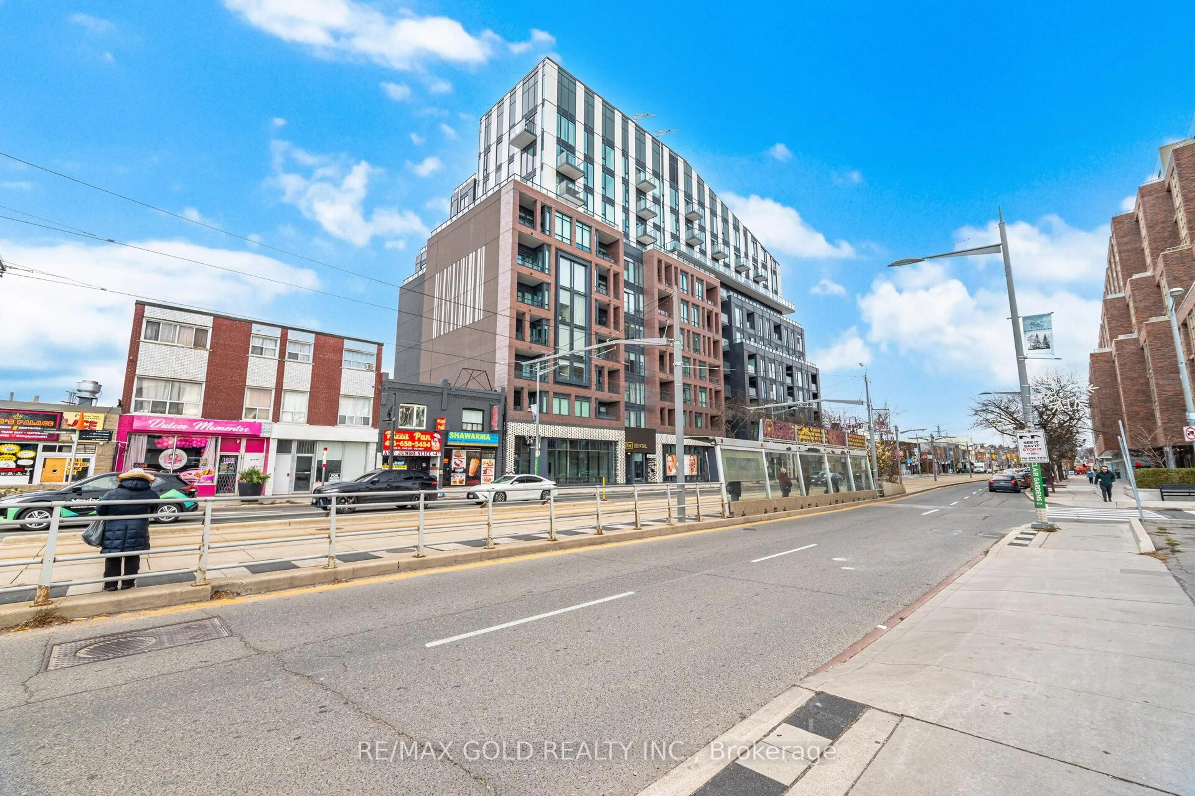 Unknown for 1808 St.Clair Ave #405, Toronto Ontario M6N 0C1