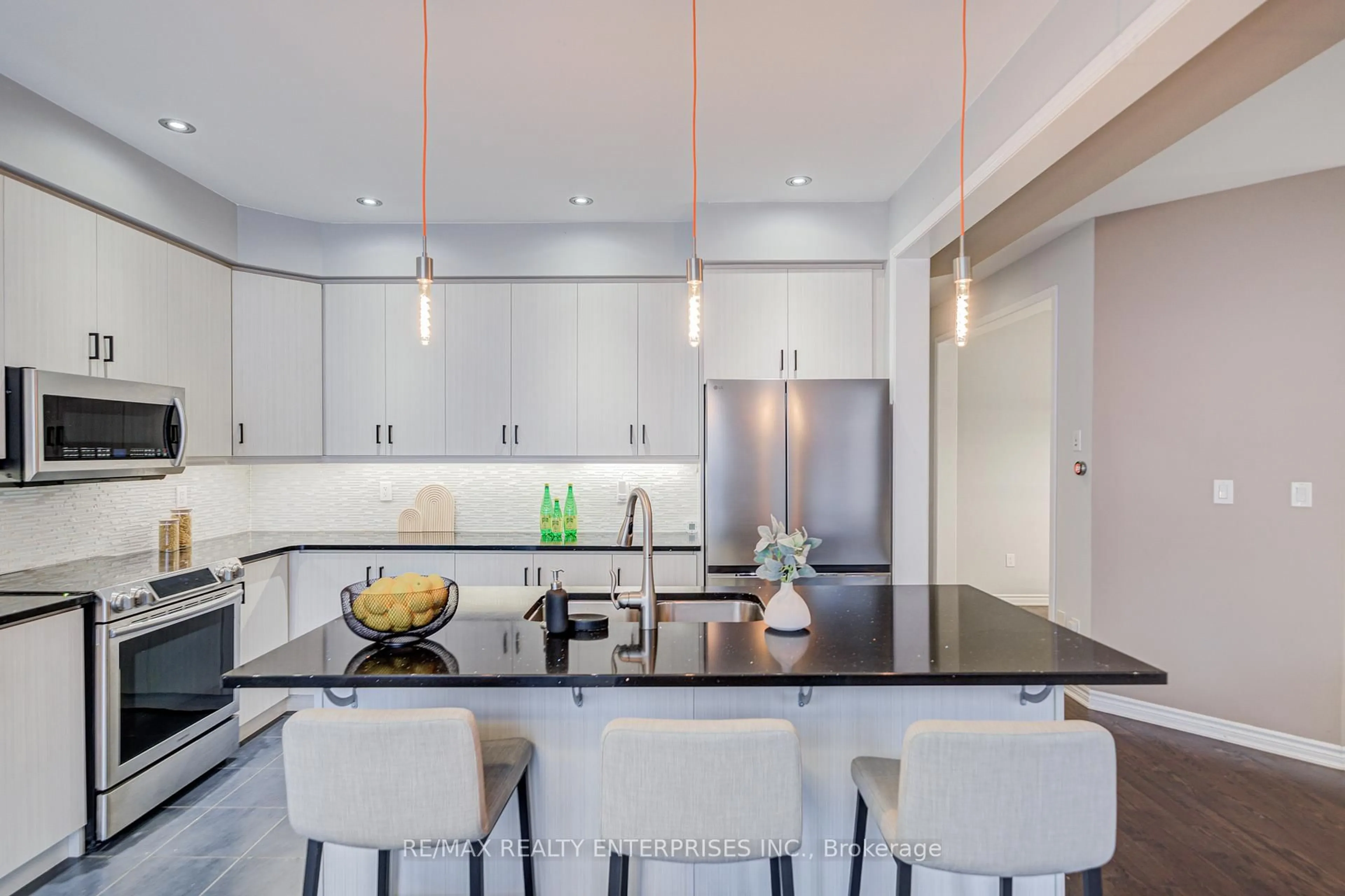 Contemporary kitchen, ceramic/tile floor for 342 Powadiuk Pl, Milton Ontario L9T 8Y1