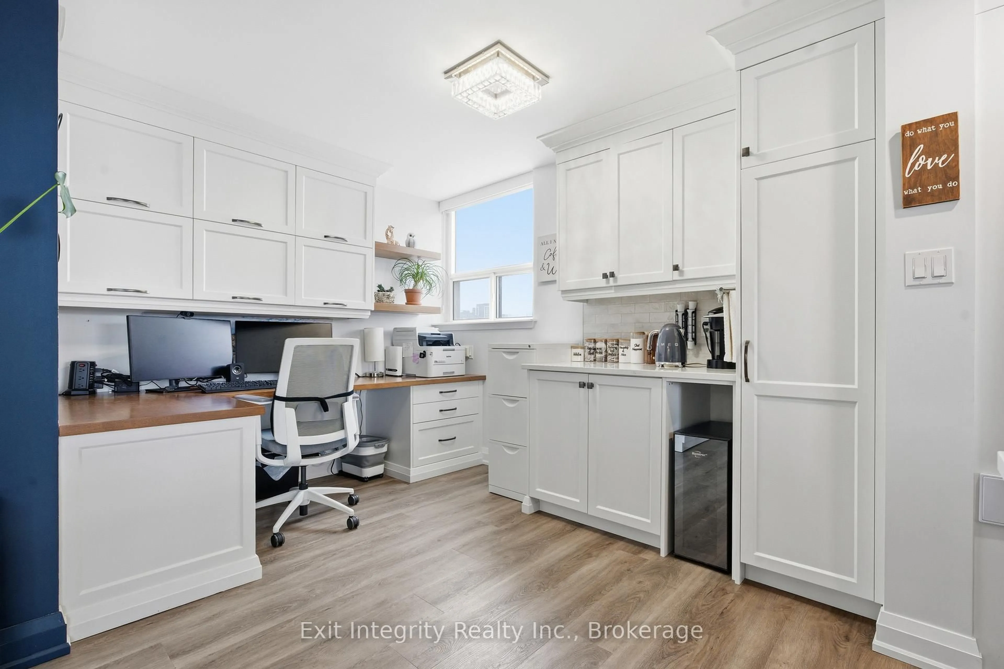 Unknown for 1415 Ghent Ave #703, Burlington Ontario L7S 1X4