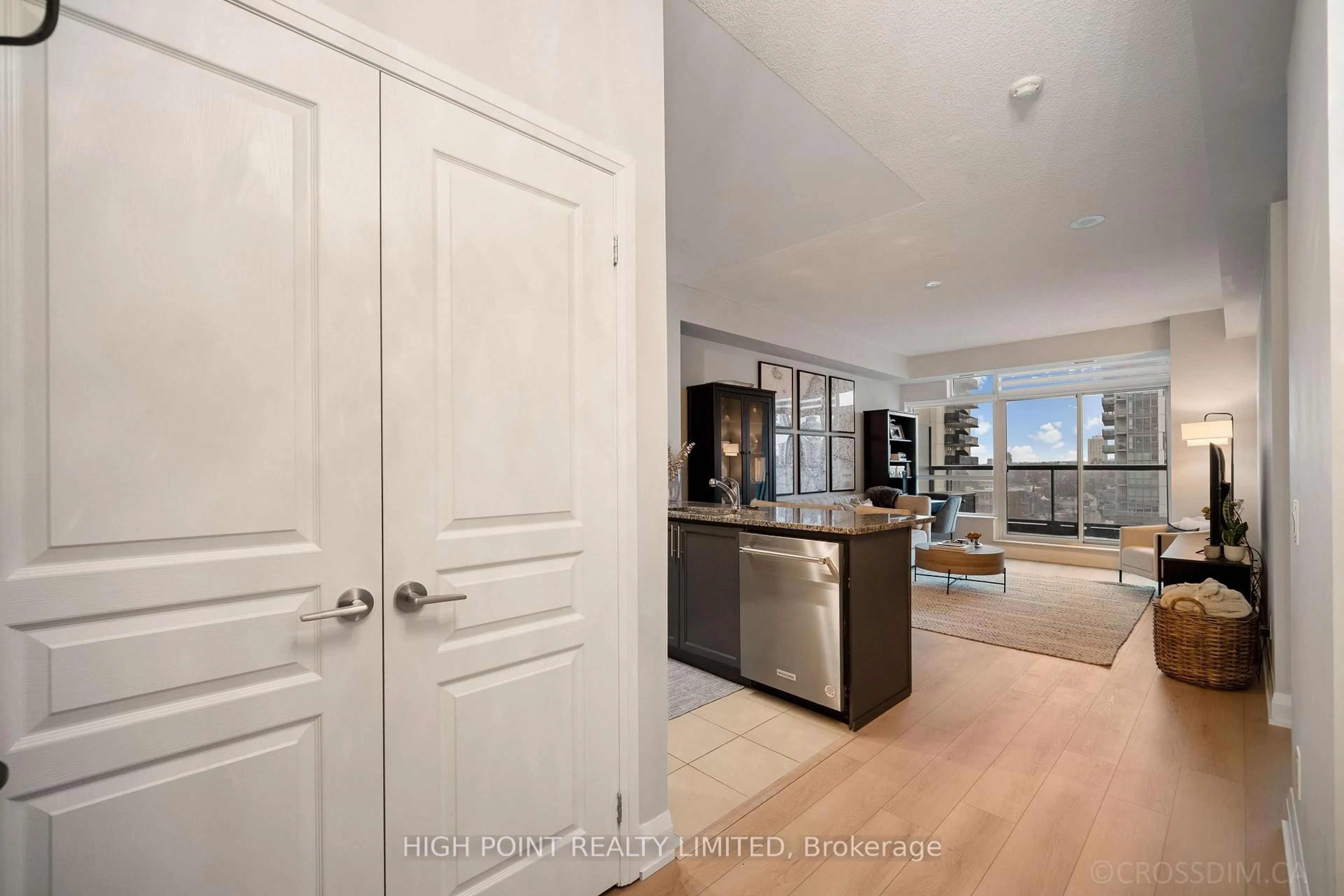 Unknown for 1 Hurontario St #610, Mississauga Ontario L5G 0A3