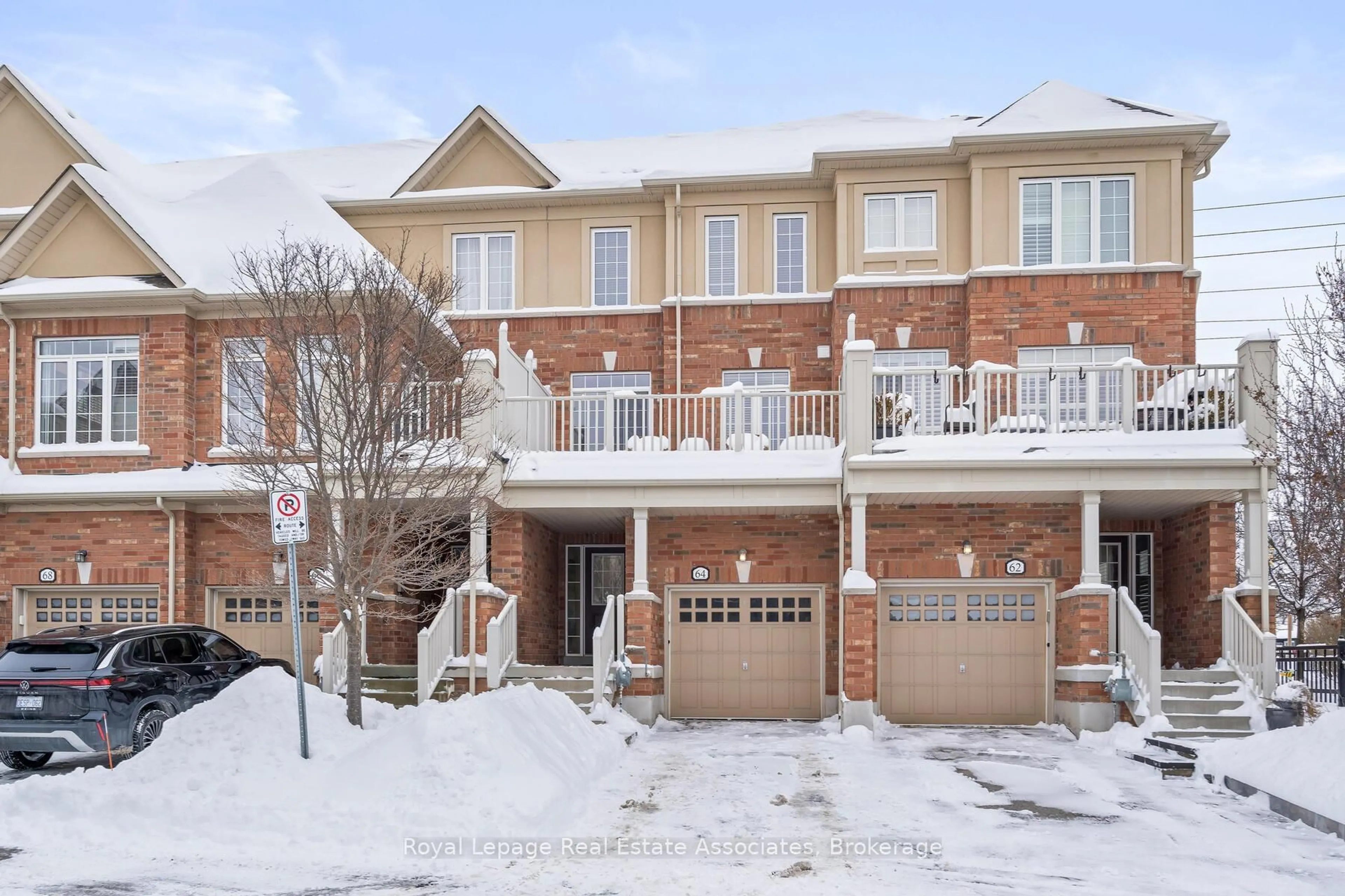 Unknown for 64 Batiste Tr, Halton Hills Ontario L7G 0H2