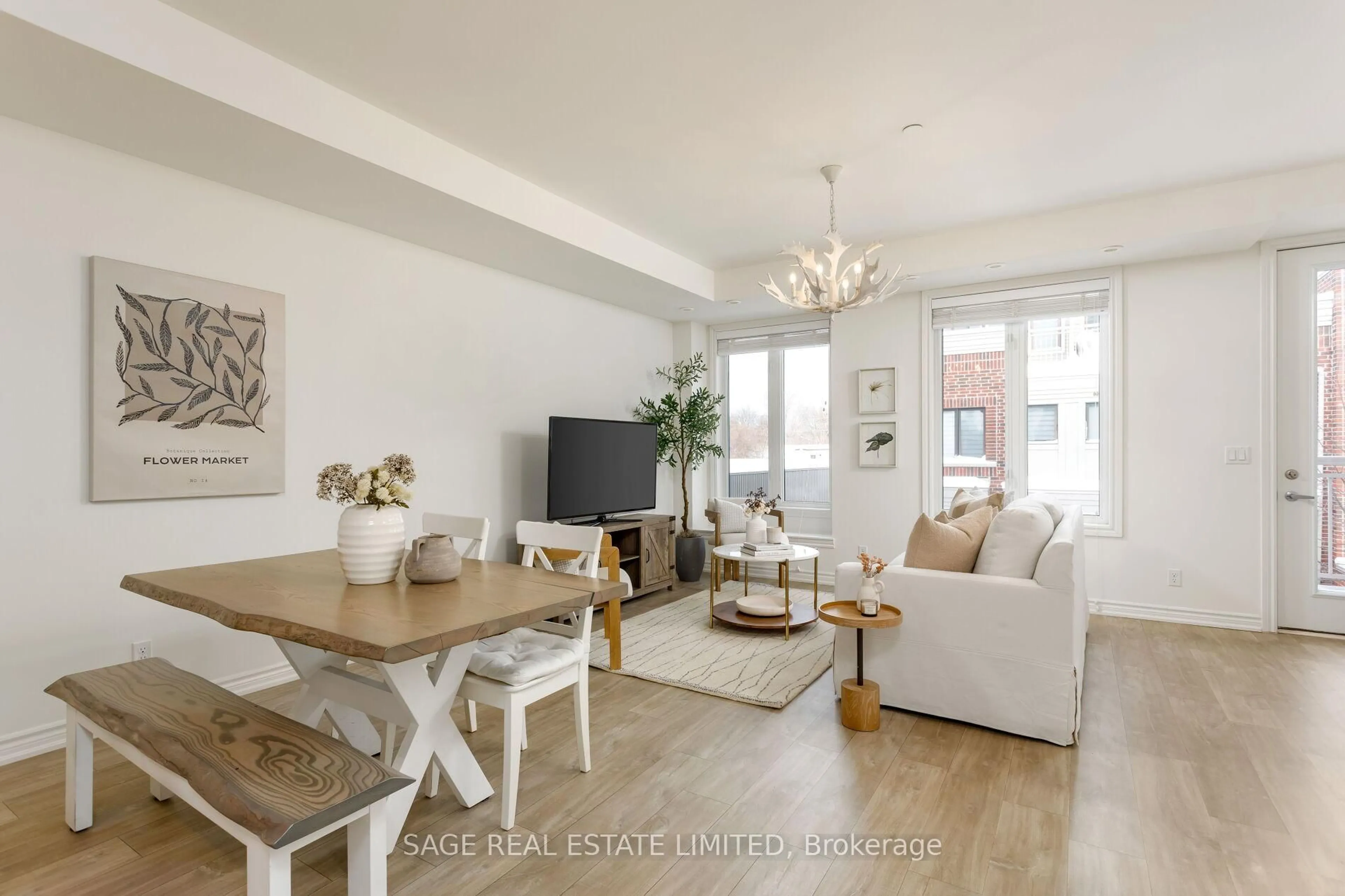 Living room with furniture, wood/laminate floor for 90 Eastwood Park Gdns #2, Toronto Ontario M8W 0B2