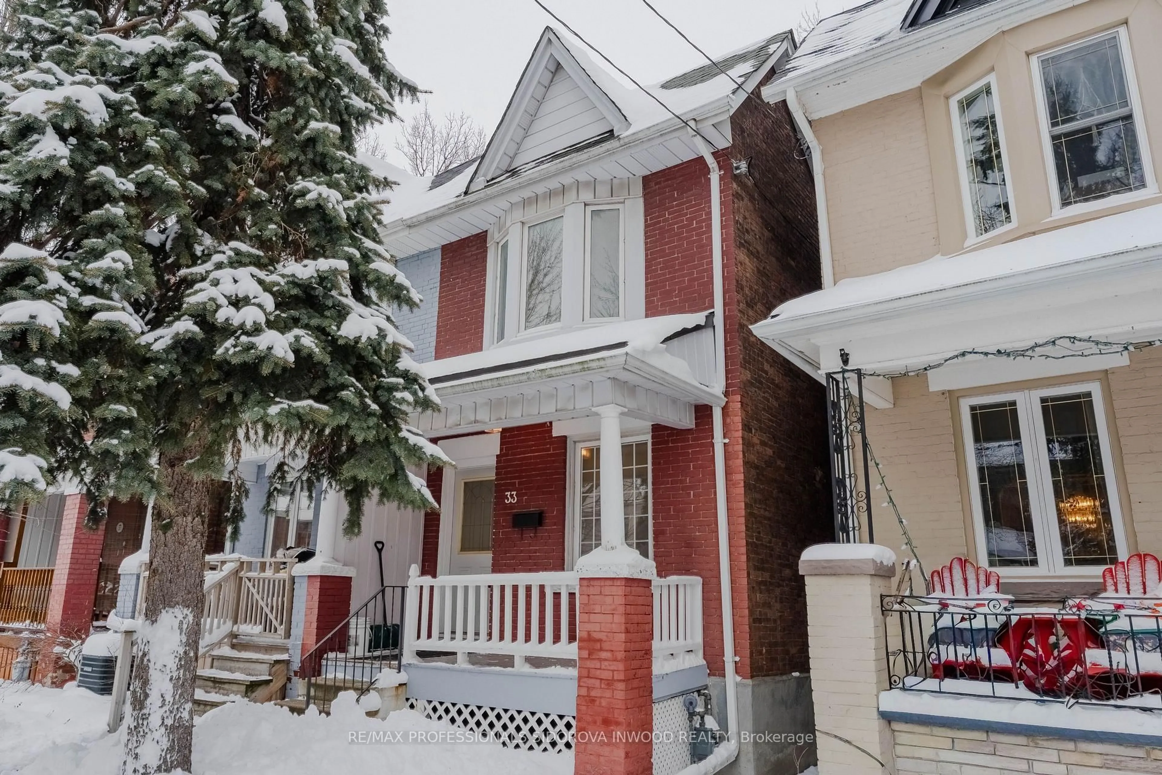 Home with brick exterior material, street for 33 Mapleview Ave, Toronto Ontario M6S 3A6