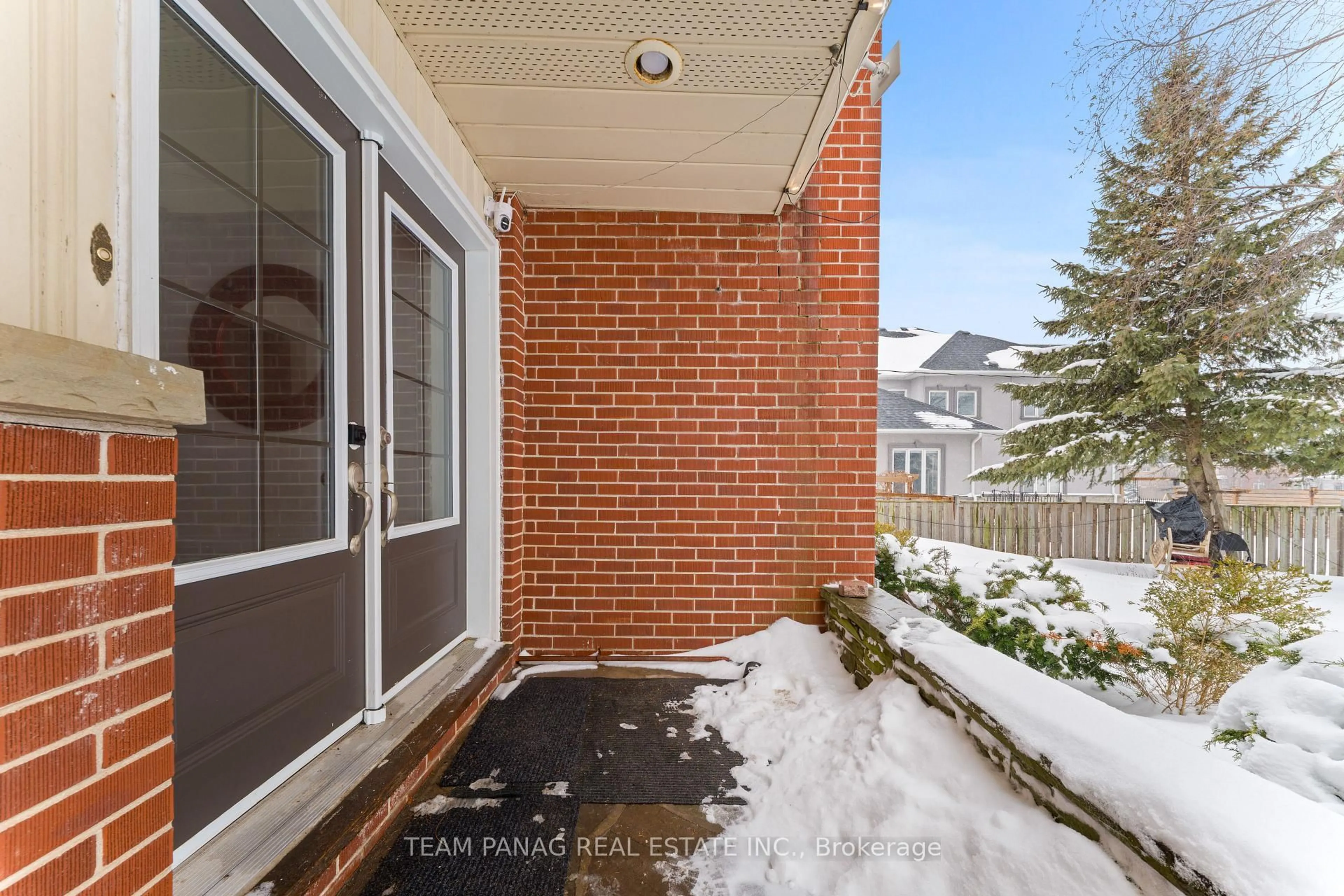 Home with brick exterior material, street for 3377 Mayfield Rd, Brampton Ontario L6Z 0A2