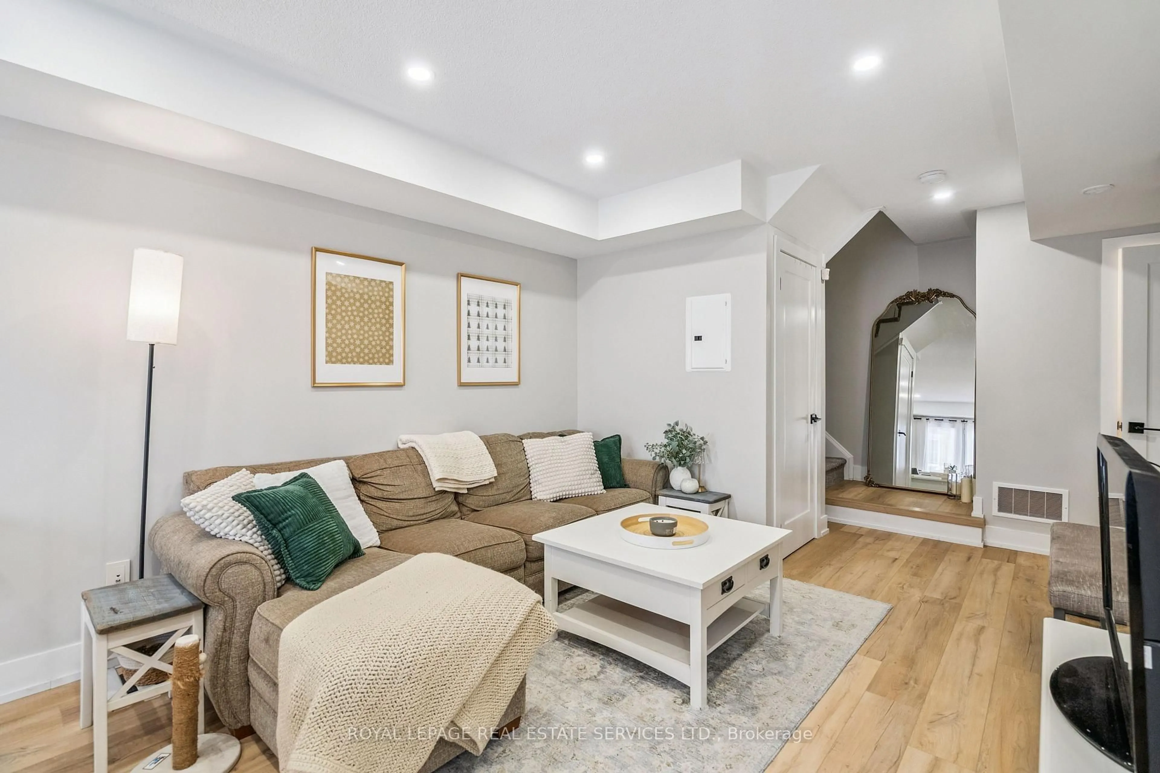 Living room with furniture, unknown for 2444 Post Rd #9, Oakville Ontario L6H 0J2