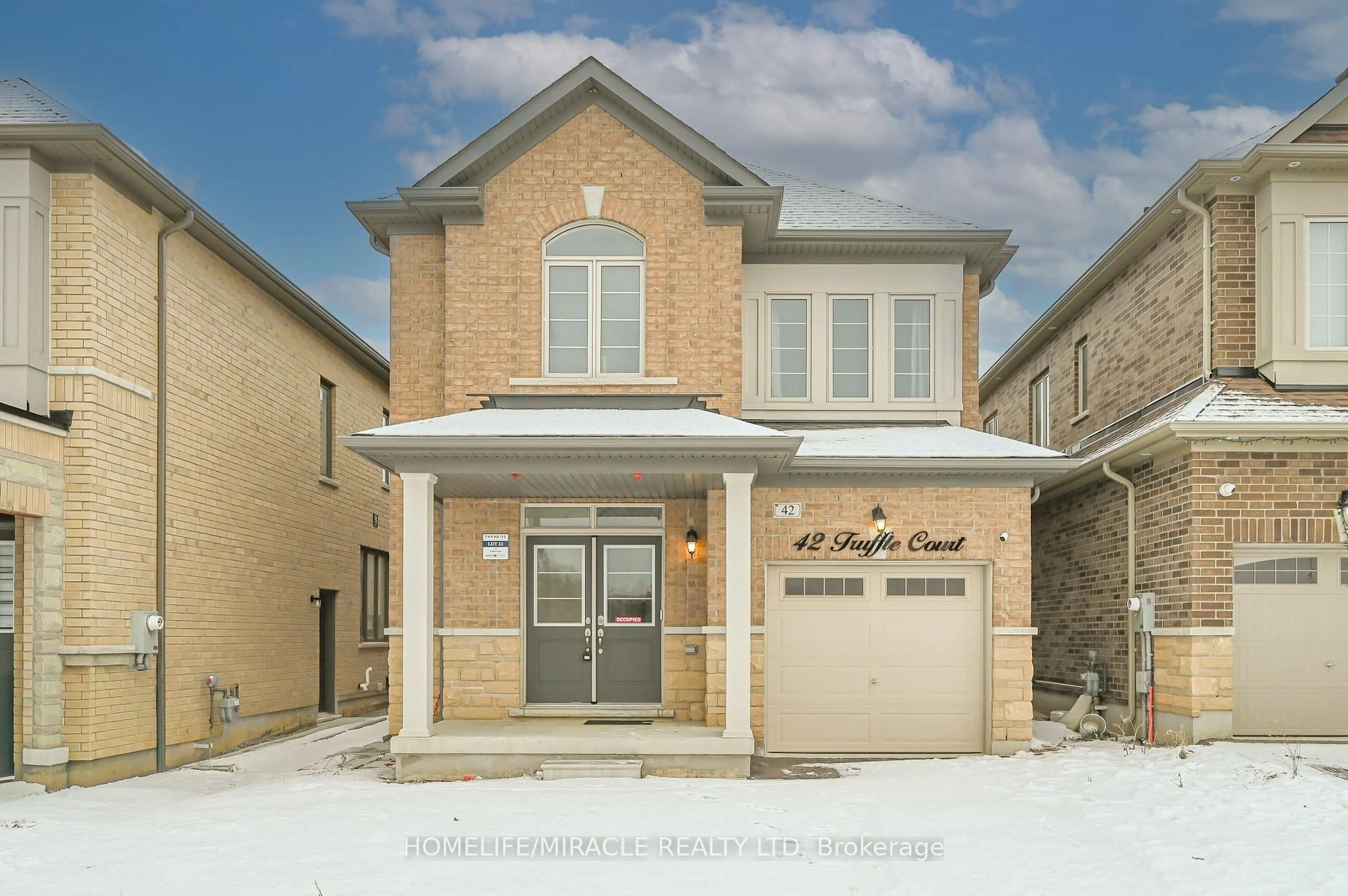 Home with brick exterior material, street for 42 Truffle Crt, Brampton Ontario L7A 5A6