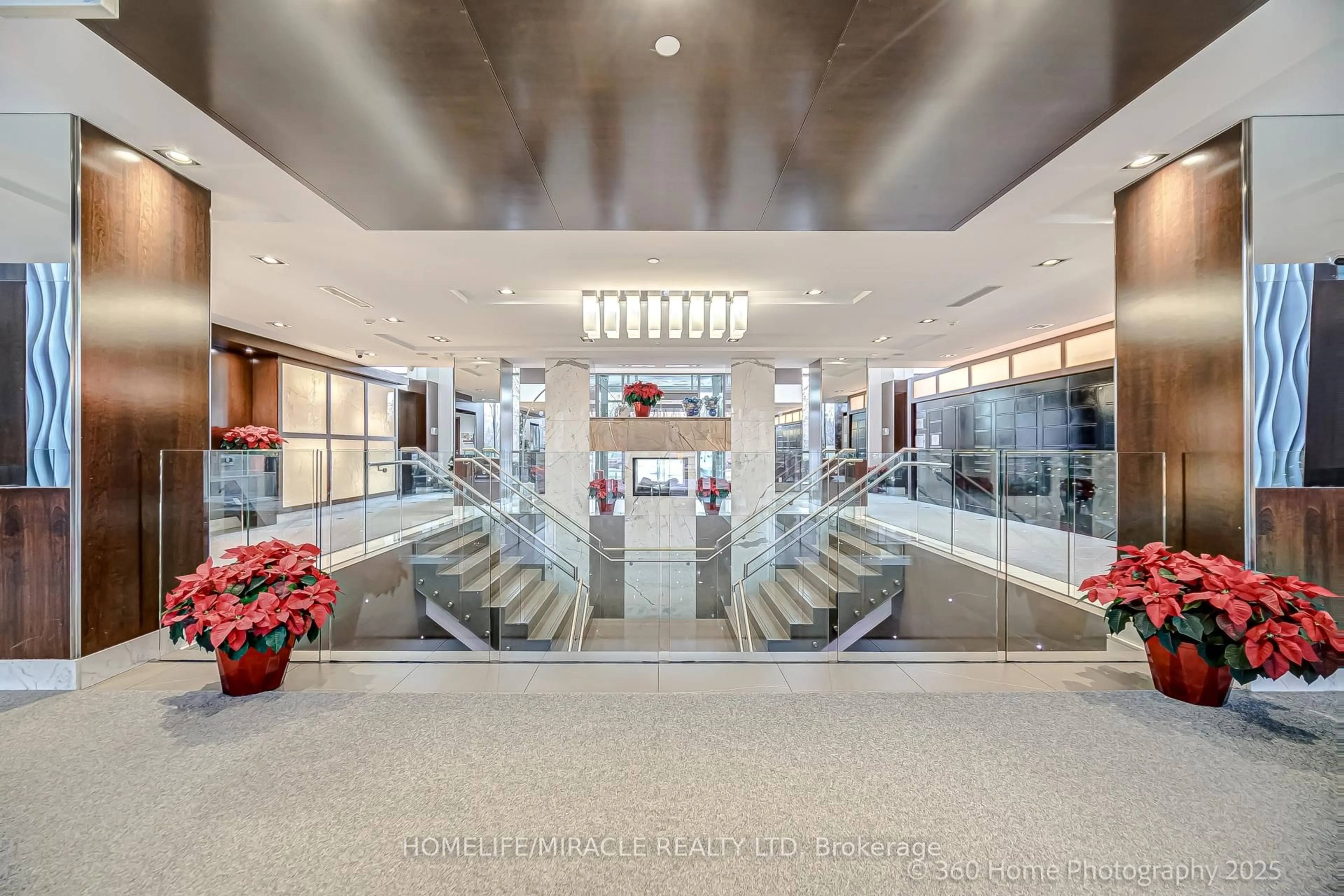 Lobby for 225 Sherway Gardens Rd #1706, Toronto Ontario M9C 0A3