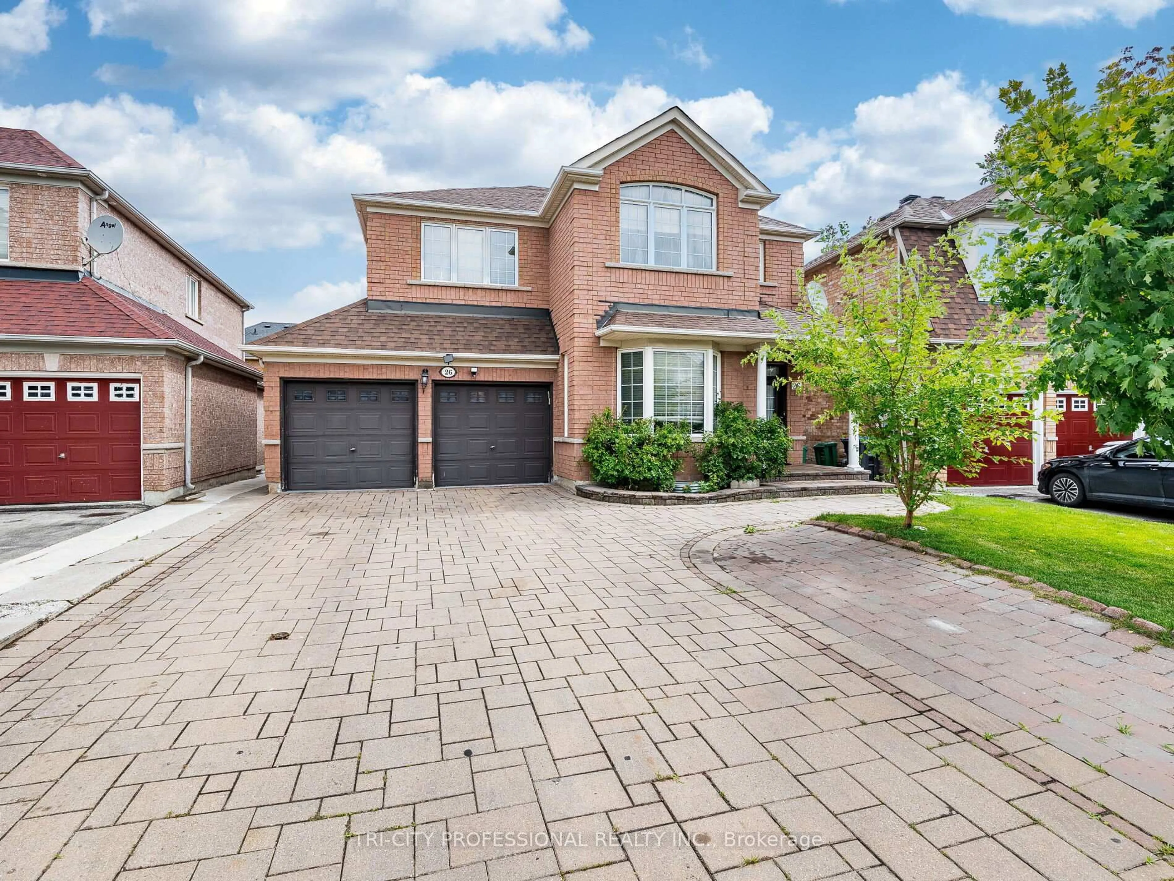 Home with brick exterior material, street for 26 Tangleridge Blvd, Brampton Ontario L6R 2X5