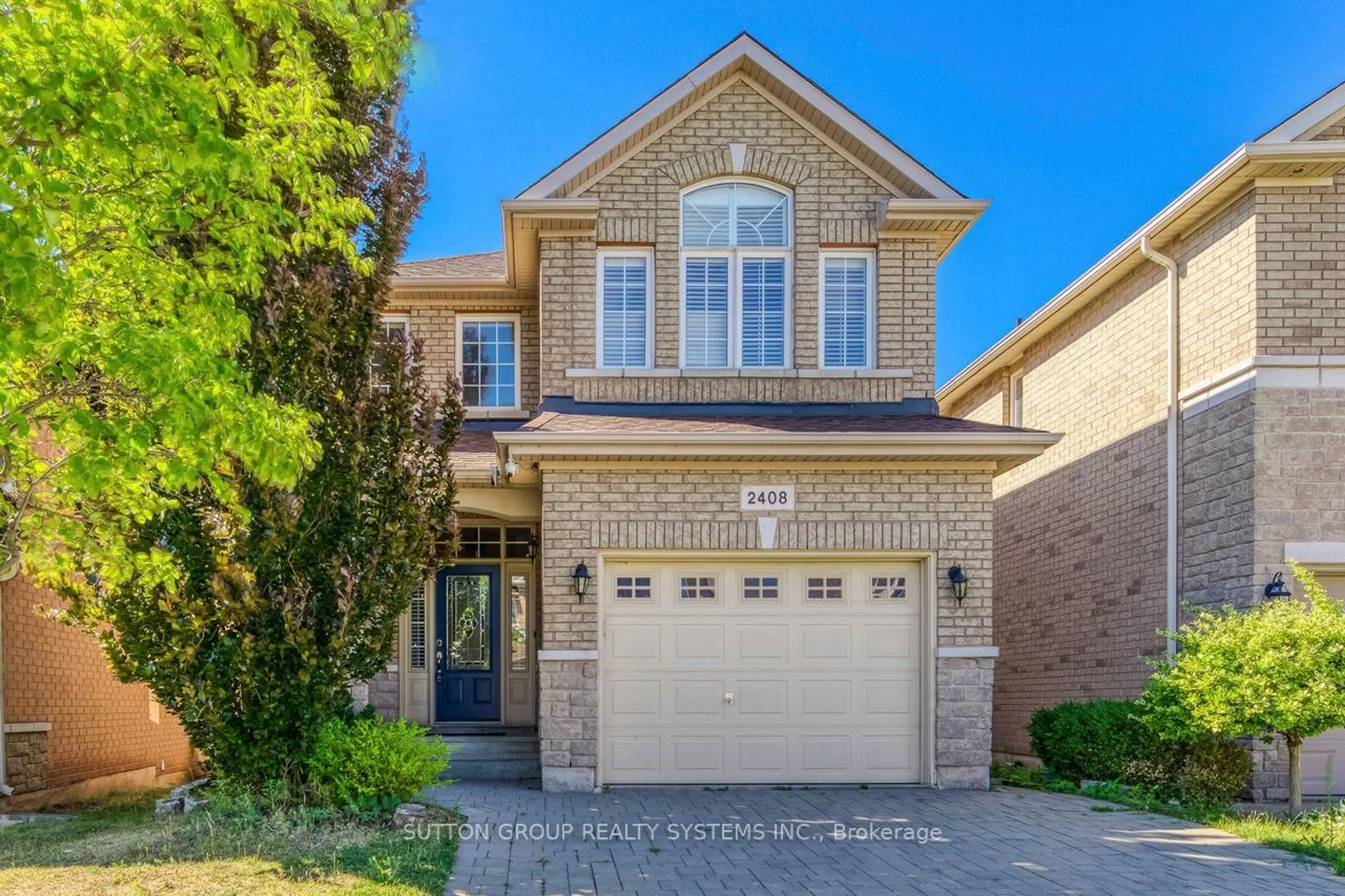 Home with brick exterior material, street for 2408 Hilda Dr, Oakville Ontario L6H 7N3