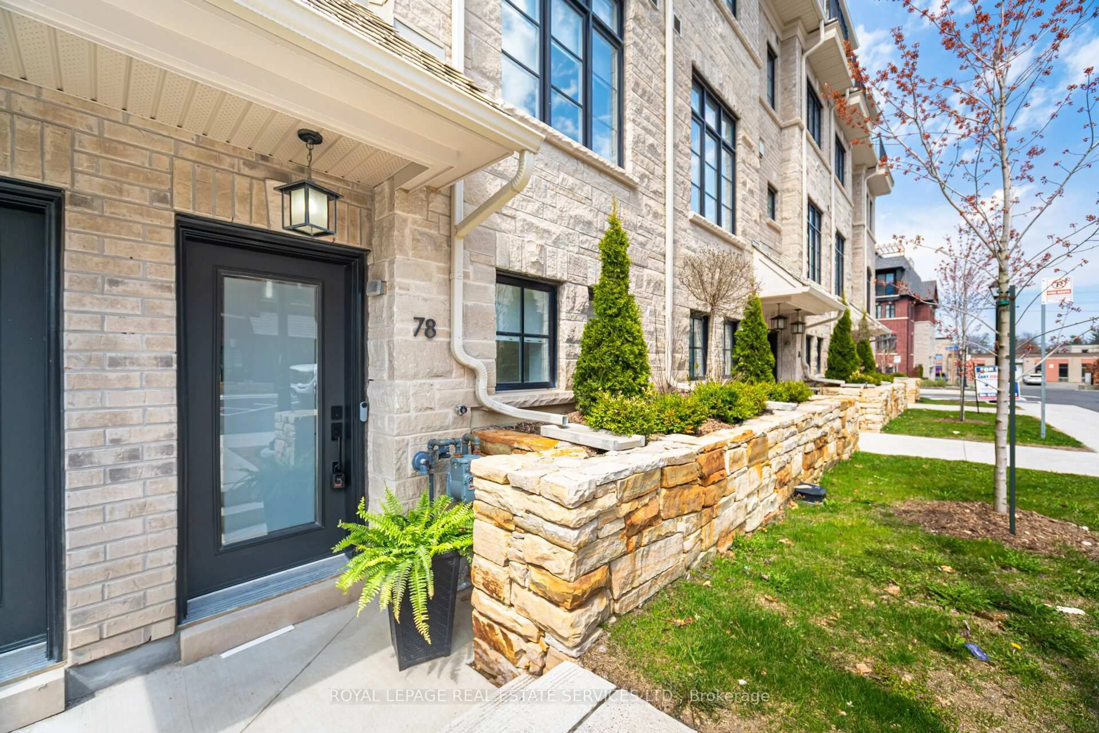 Home with brick exterior material, street for 15 Lunar Cres #78, Mississauga Ontario L5M 2R6