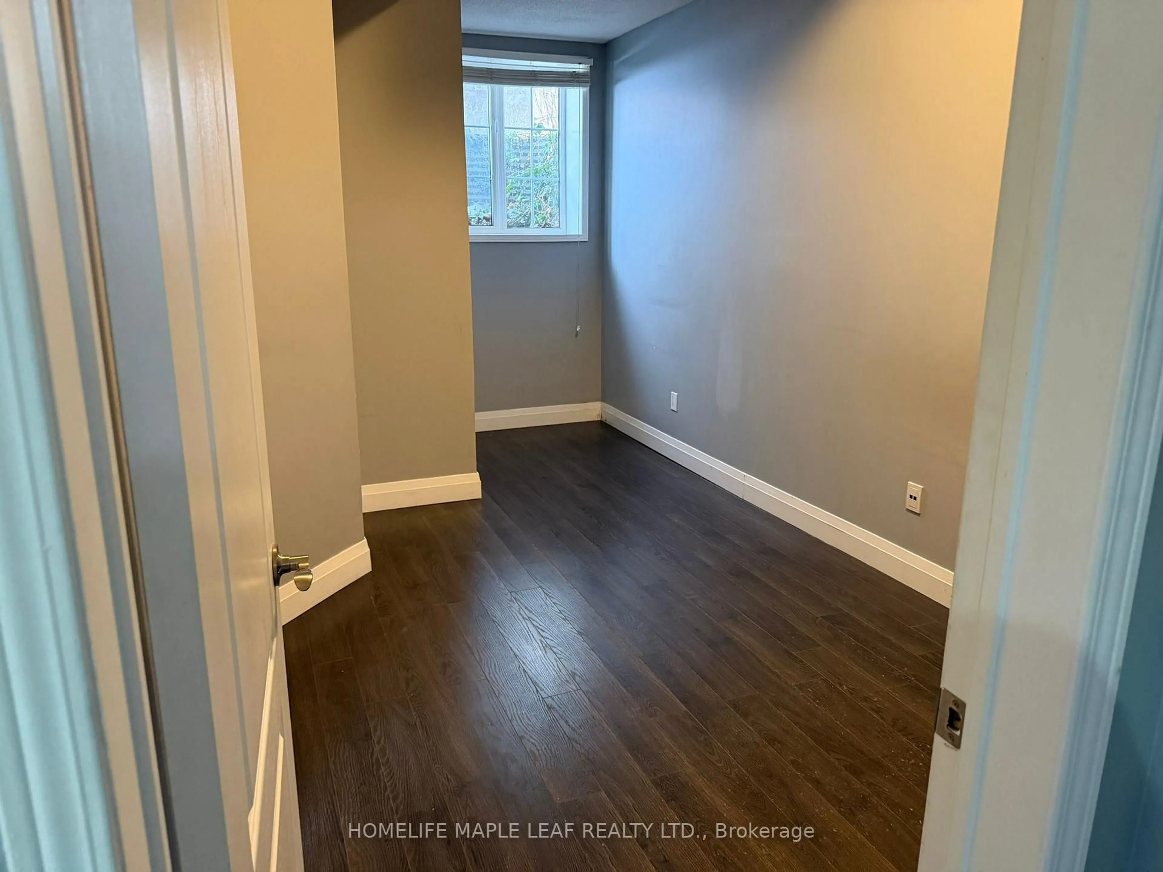 A pic of a room for 615 Shoreline Dr #17, Mississauga Ontario L5B 4K4