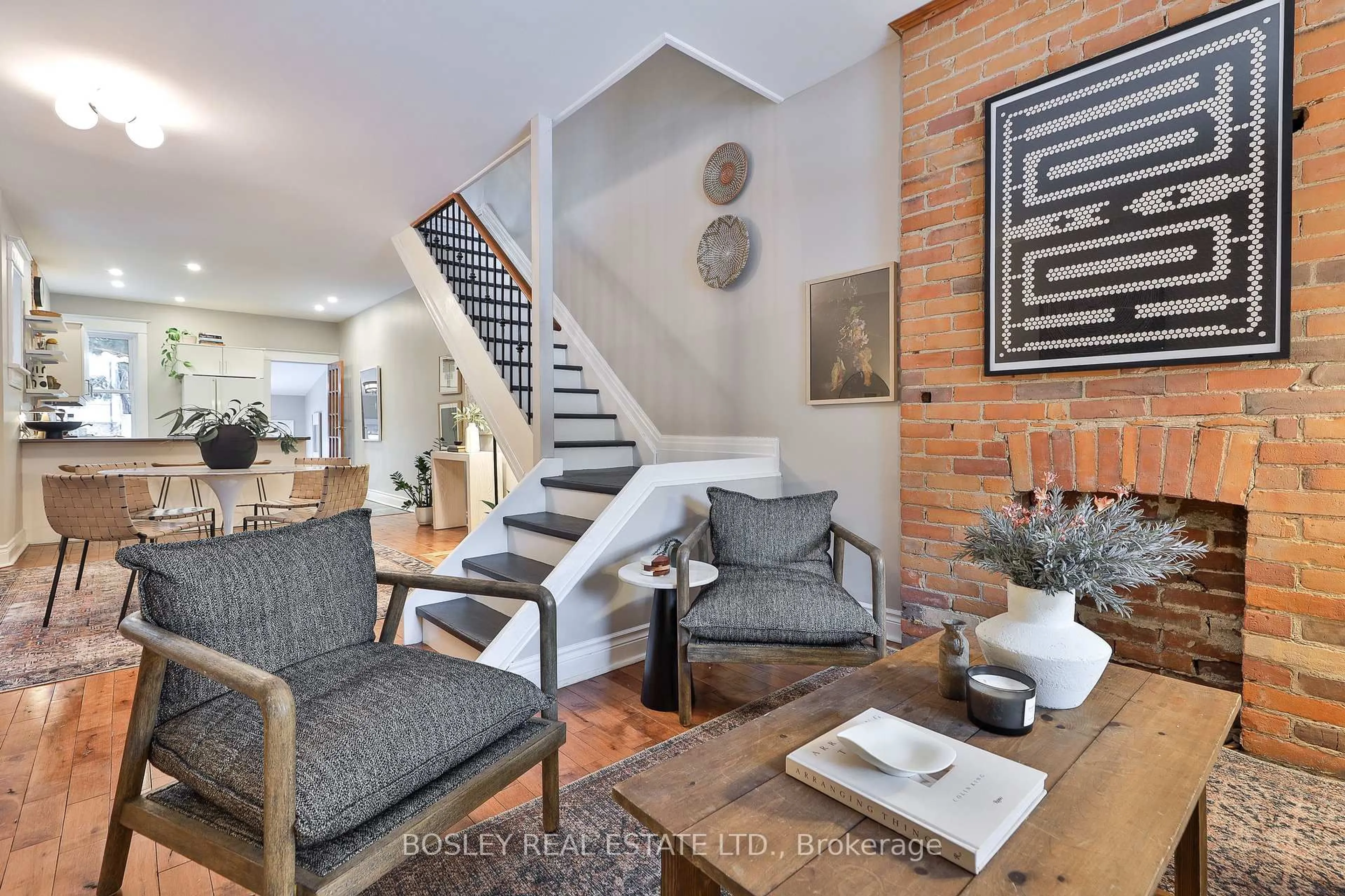 Living room with furniture, unknown for 9 Westminster Ave, Toronto Ontario M6R 1N3