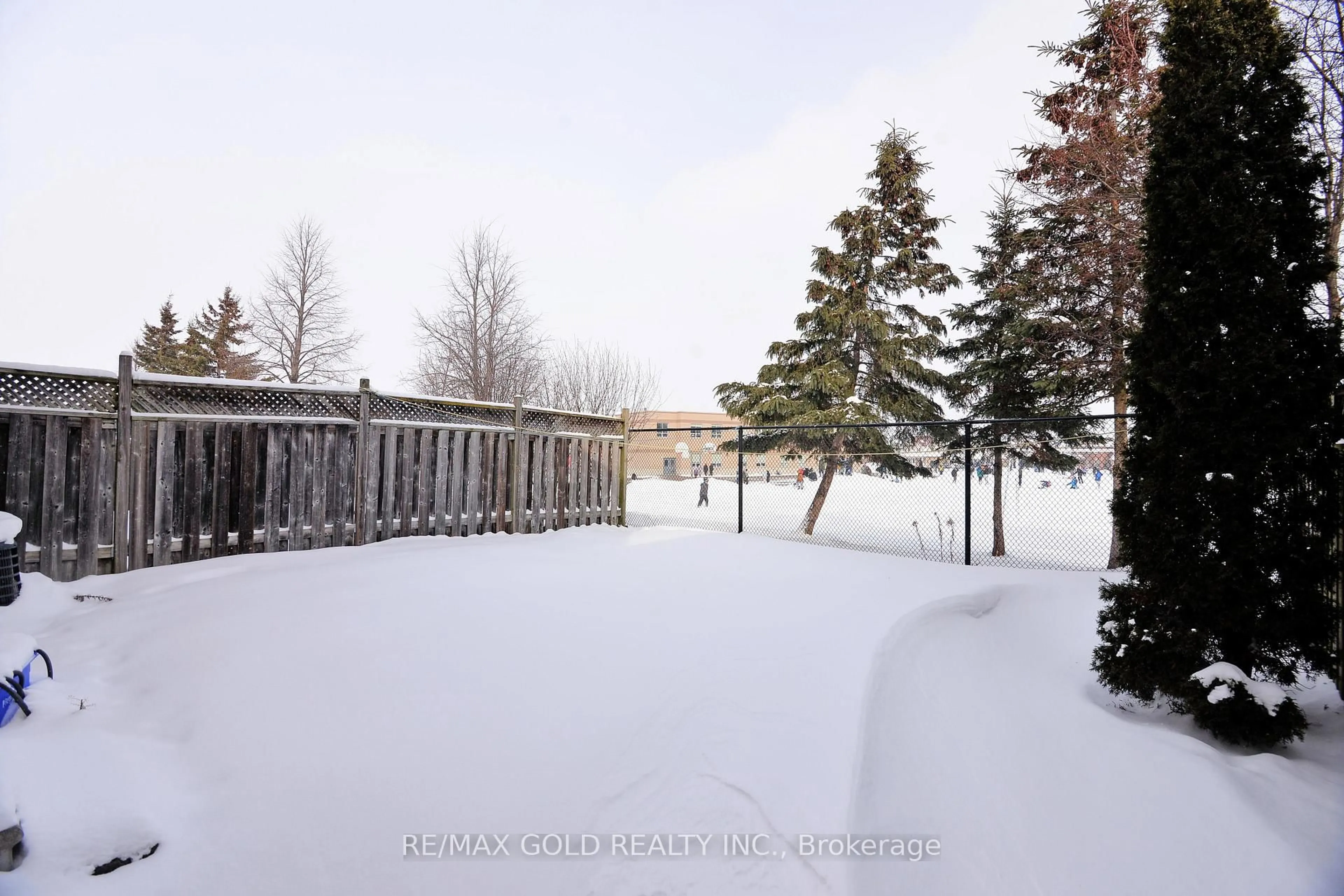 Patio, water/lake/river/ocean view for 84 Trudelle Cres, Brampton Ontario L7A 2Z2