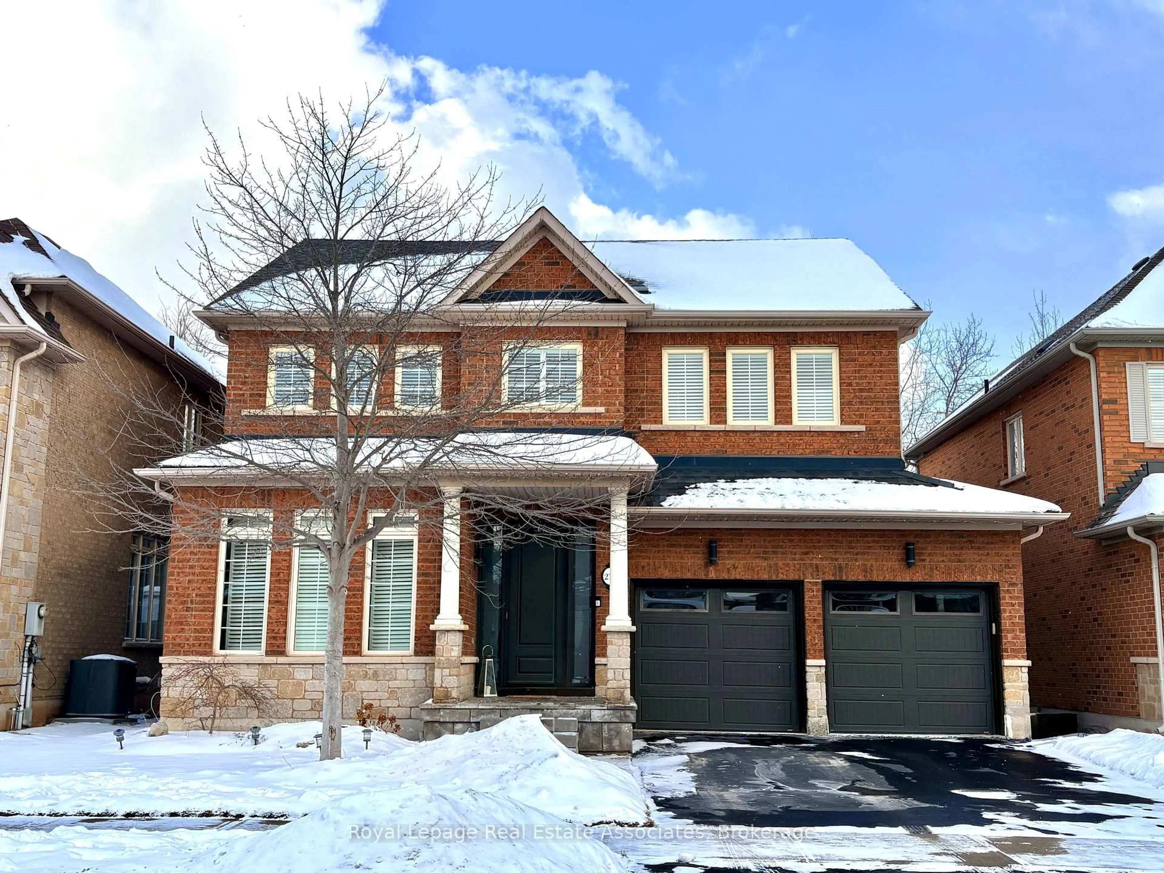 Home with brick exterior material, street for 273 Duskywing Way, Oakville Ontario L6L 6X5