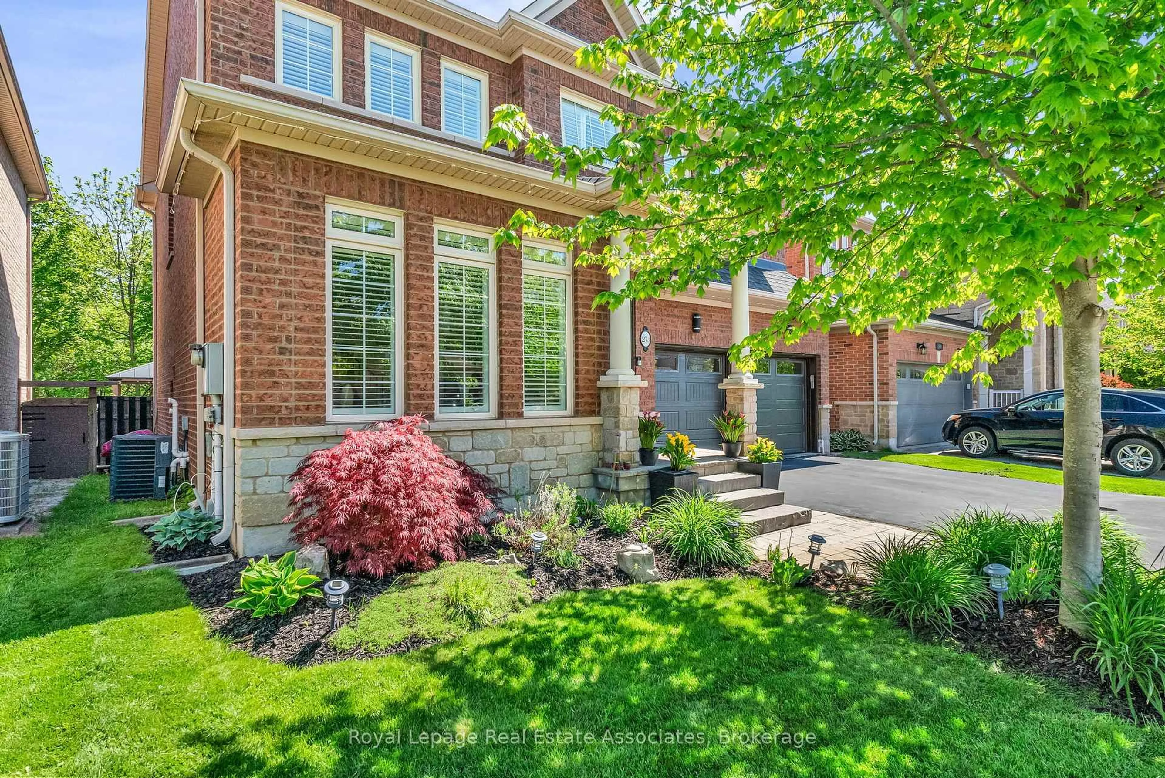 Home with brick exterior material, street for 273 Duskywing Way, Oakville Ontario L6L 6X5