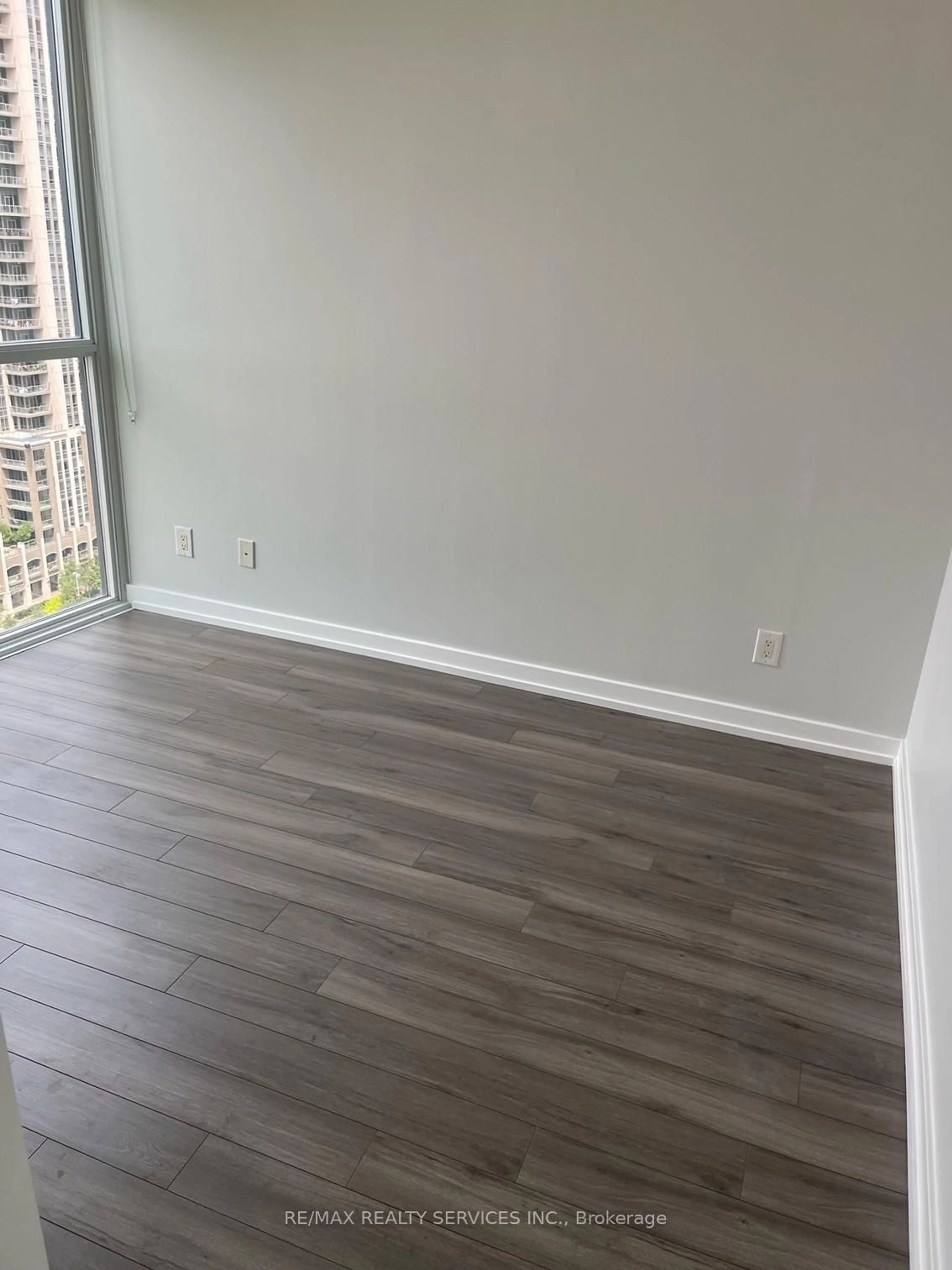 A pic of a room for 4099 Brickstone Mews #1806, Mississauga Ontario L5B 3M8