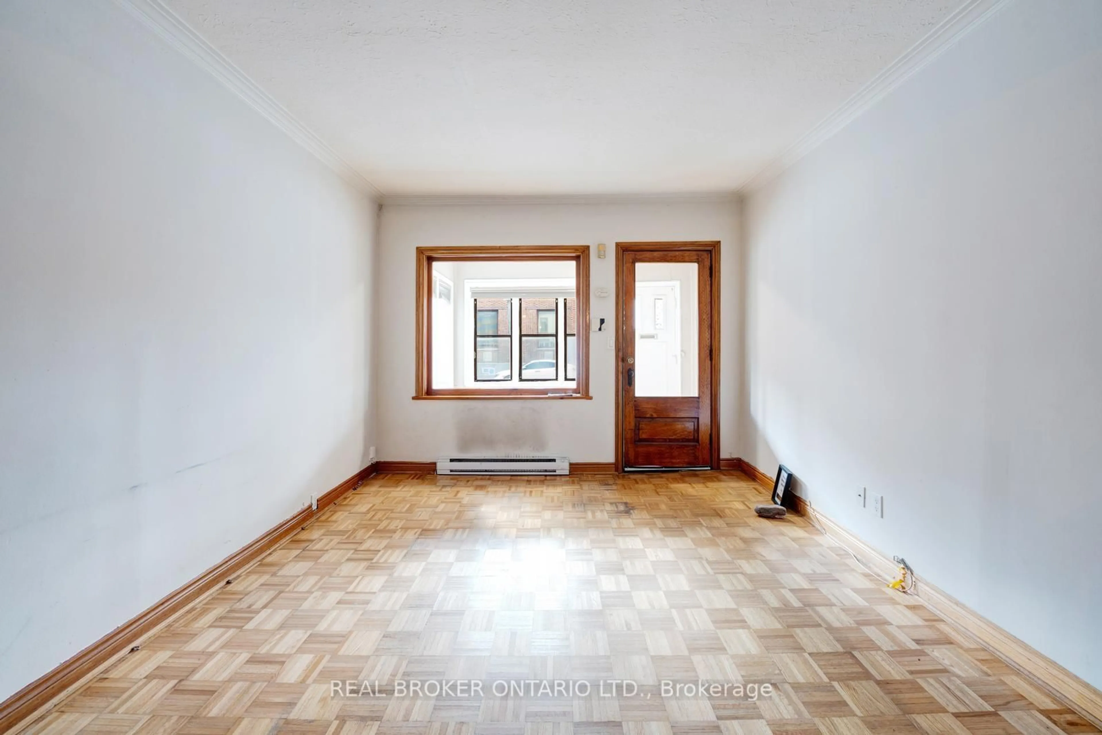 A pic of a room for 195 Islington Ave, Toronto Ontario M8V 3B8