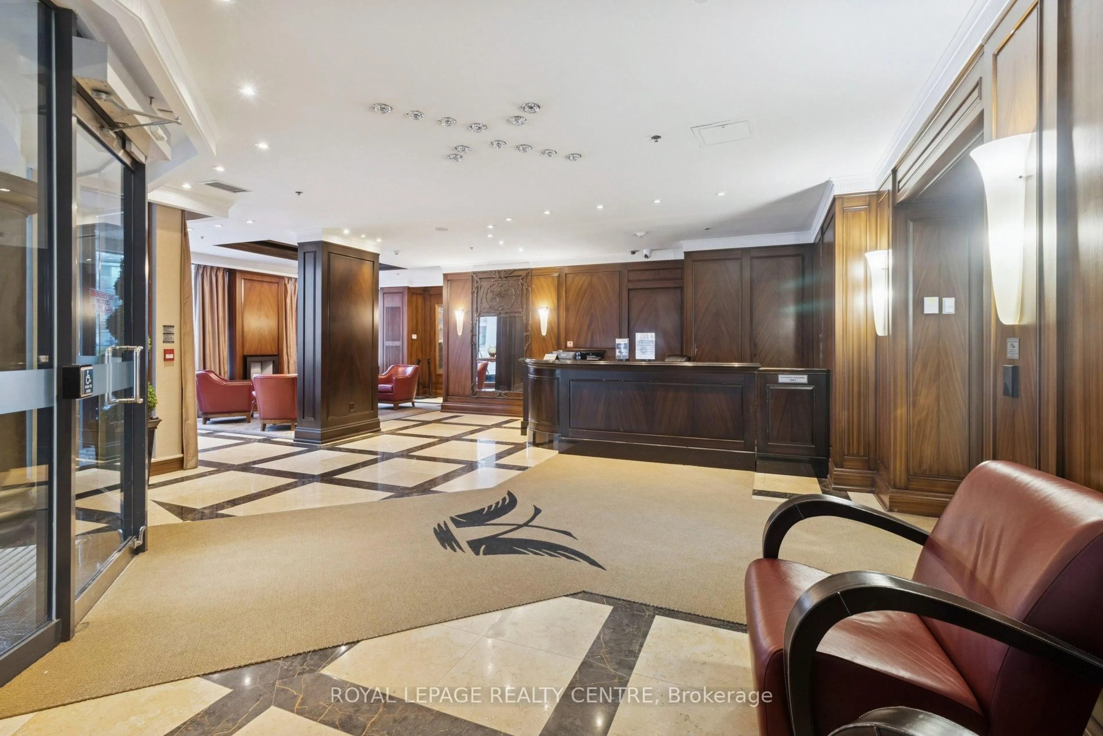 Lobby for 2095 Lake Shore Blvd #220, Toronto Ontario M8V 4G4