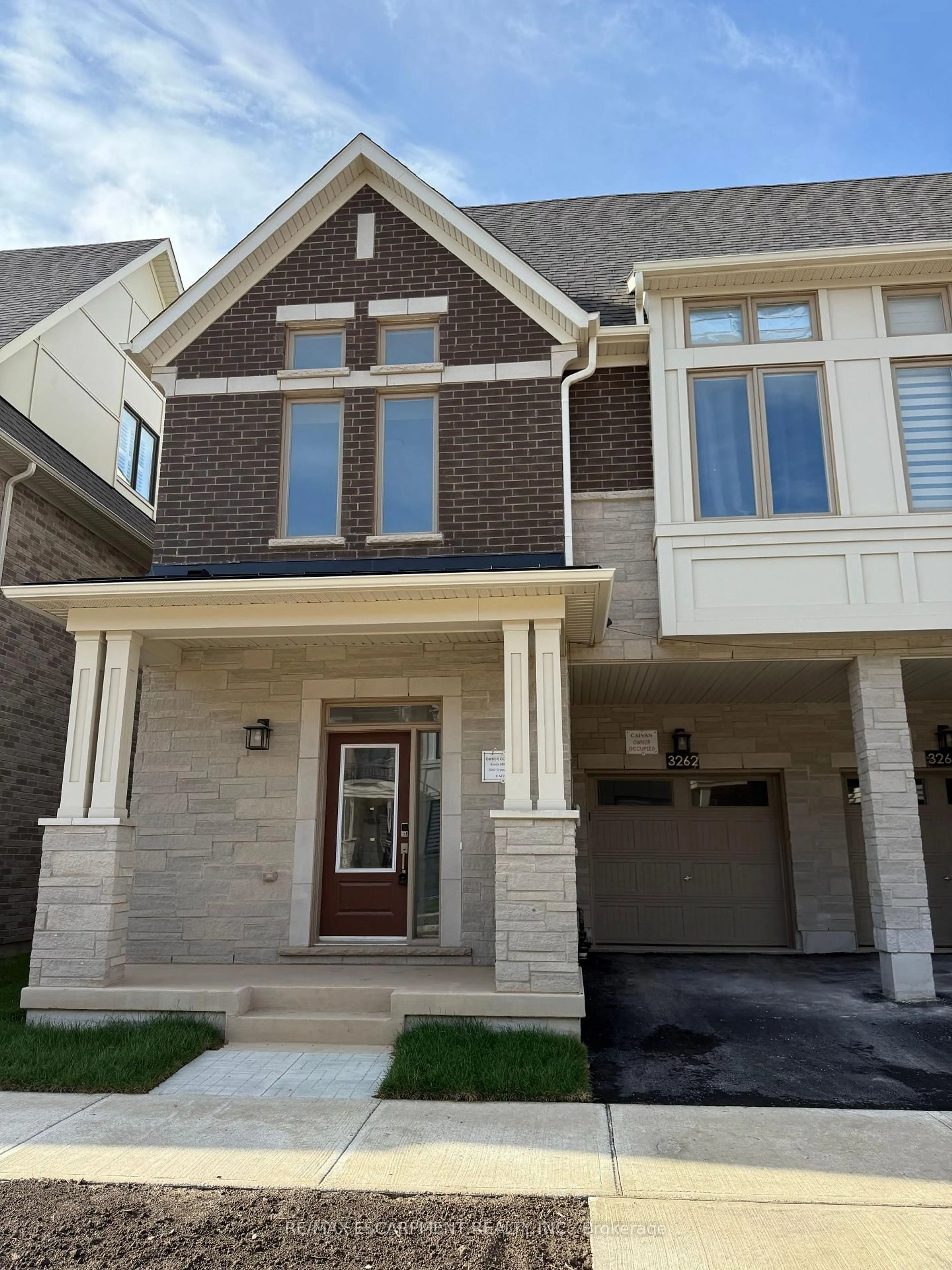 Home with brick exterior material, street for 3262 Crystal Dr, Oakville Ontario L6M 4K1