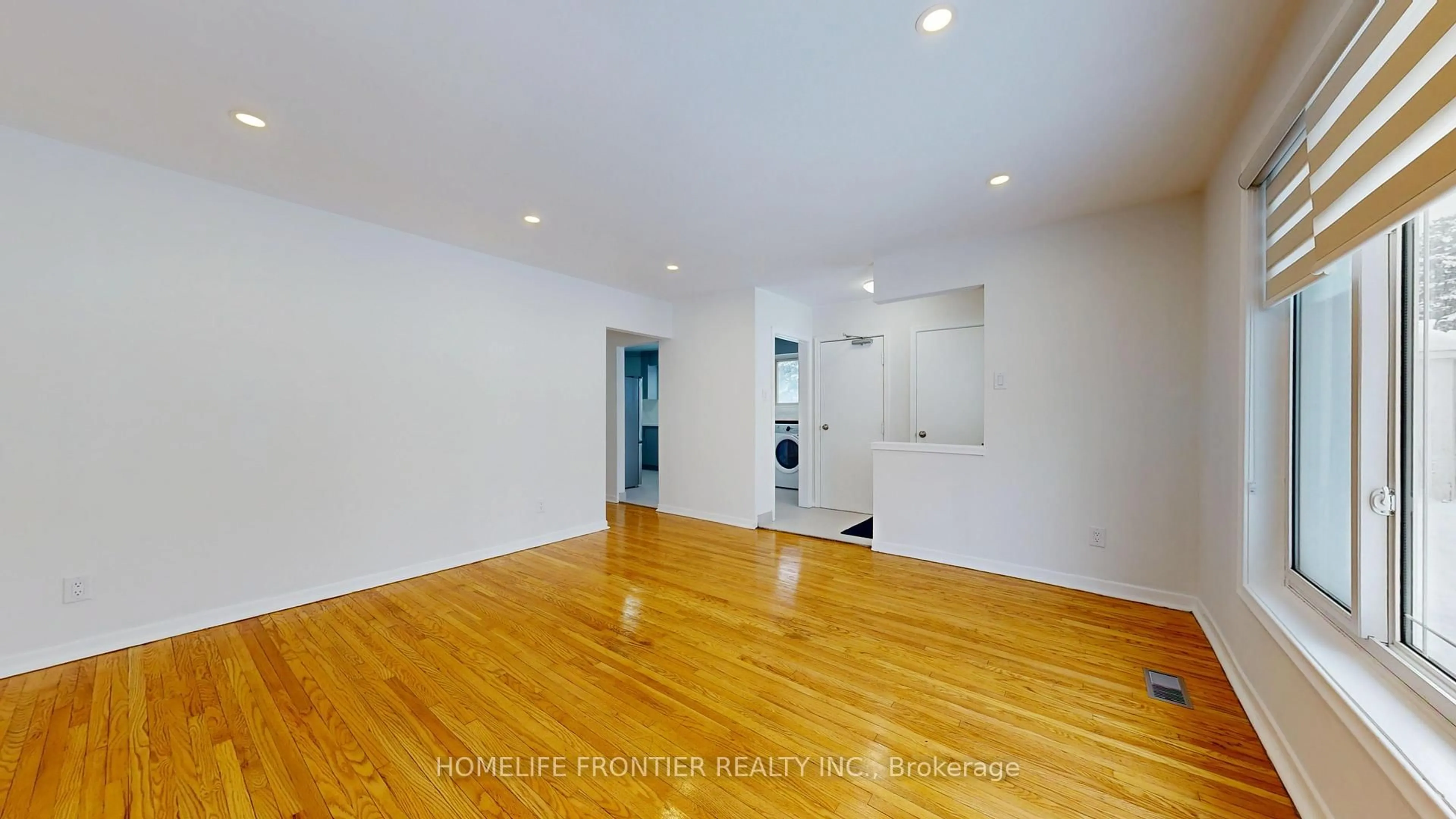 A pic of a room for 30 Farr Ave, Toronto Ontario M9V 2A6