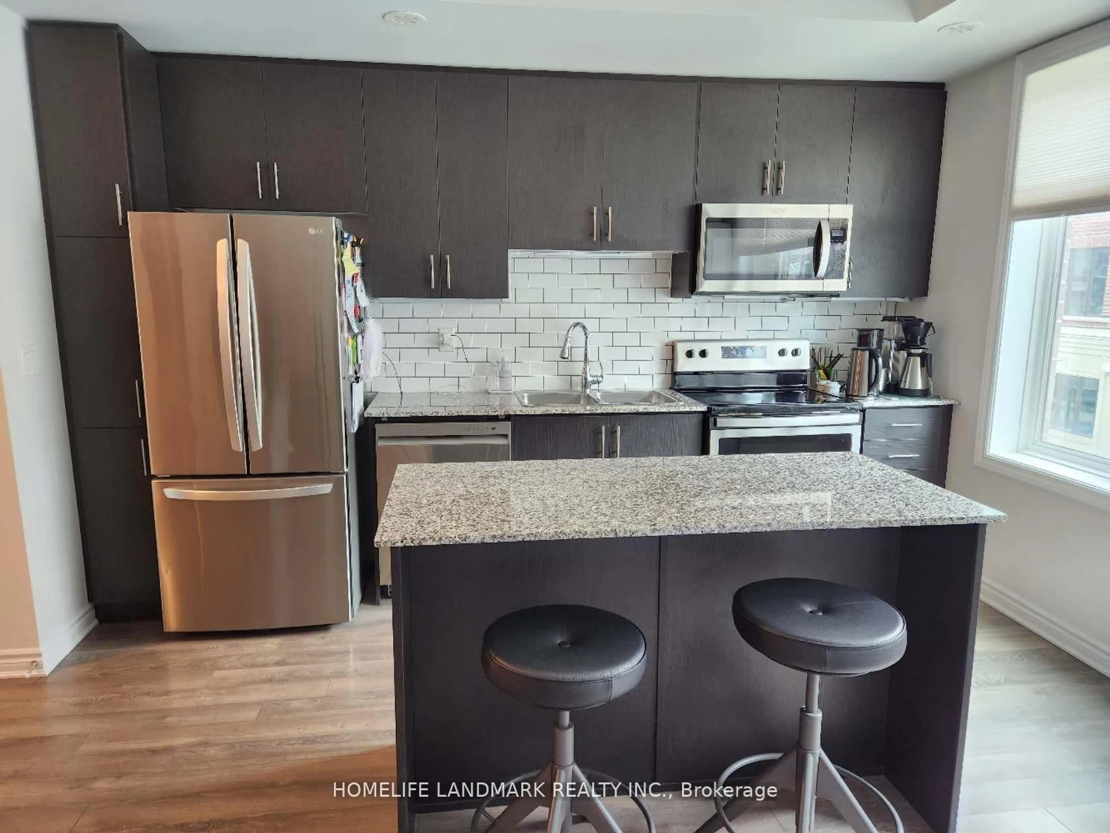 Open concept kitchen, unknown for 95 Eastwood Park Gdns #27, Toronto Ontario M8W 0B9