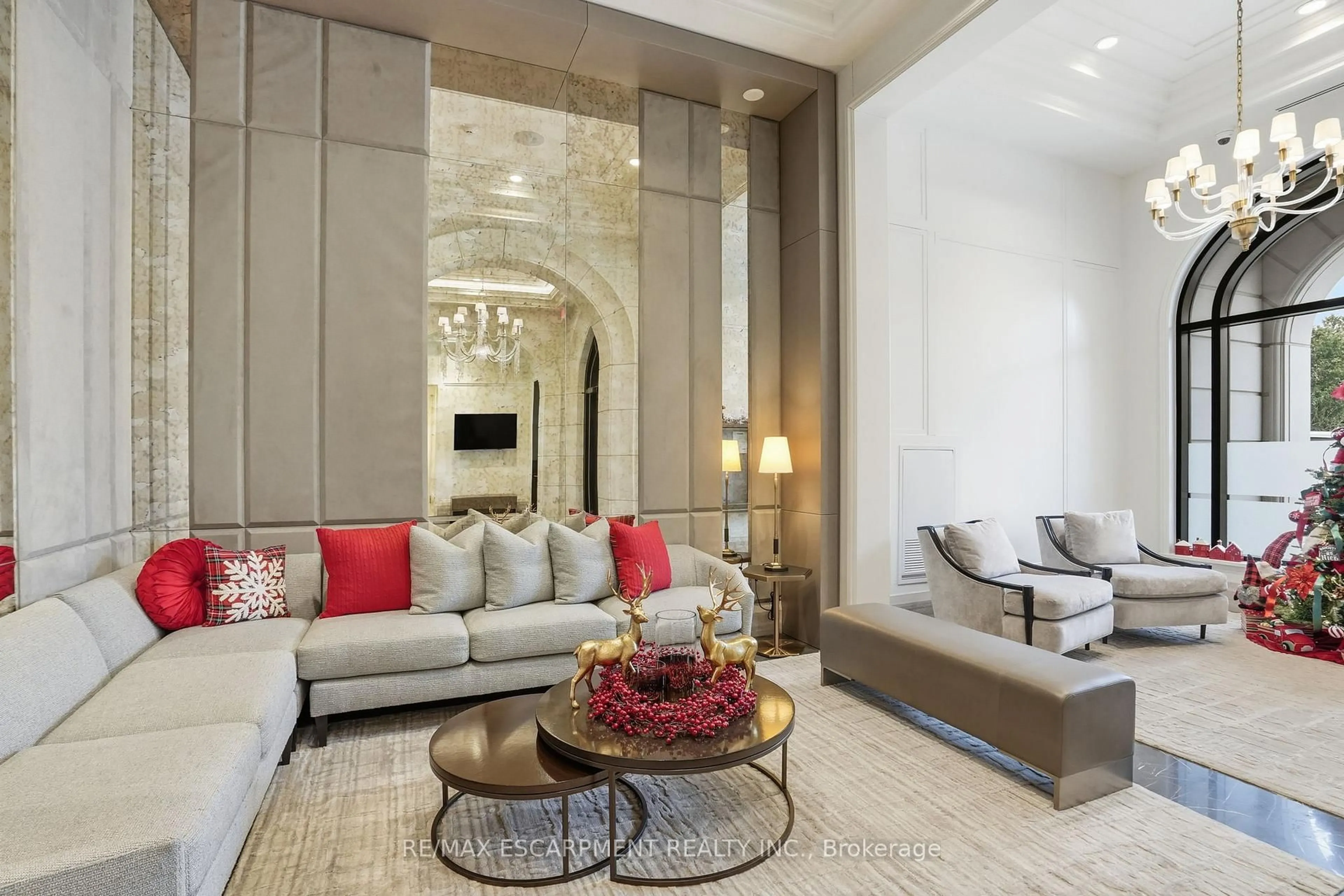 Lobby for 300 Randall St #312, Oakville Ontario L6J 0G2