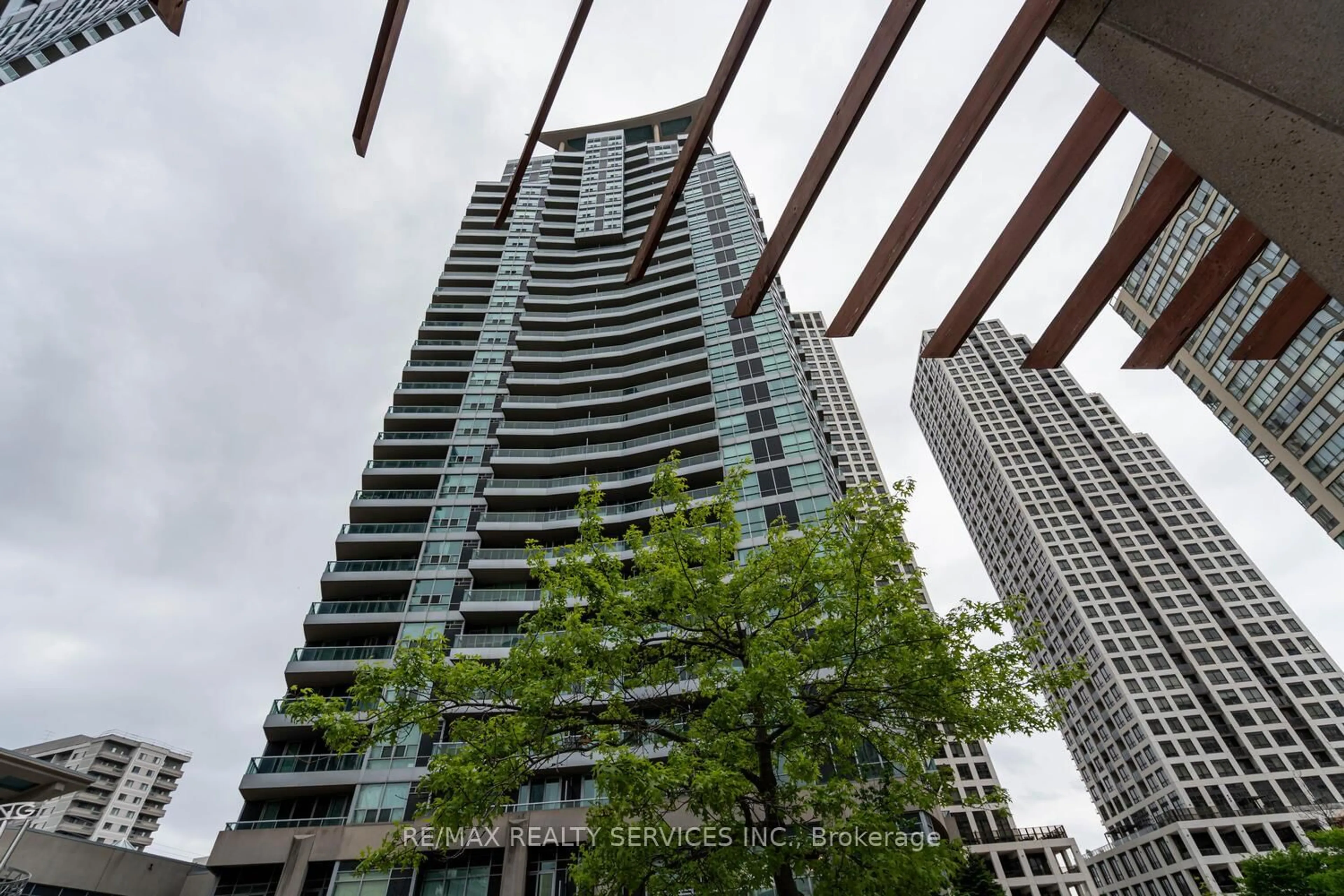 Unknown for 33 Elm Dr #1403, Mississauga Ontario L5B 4M2
