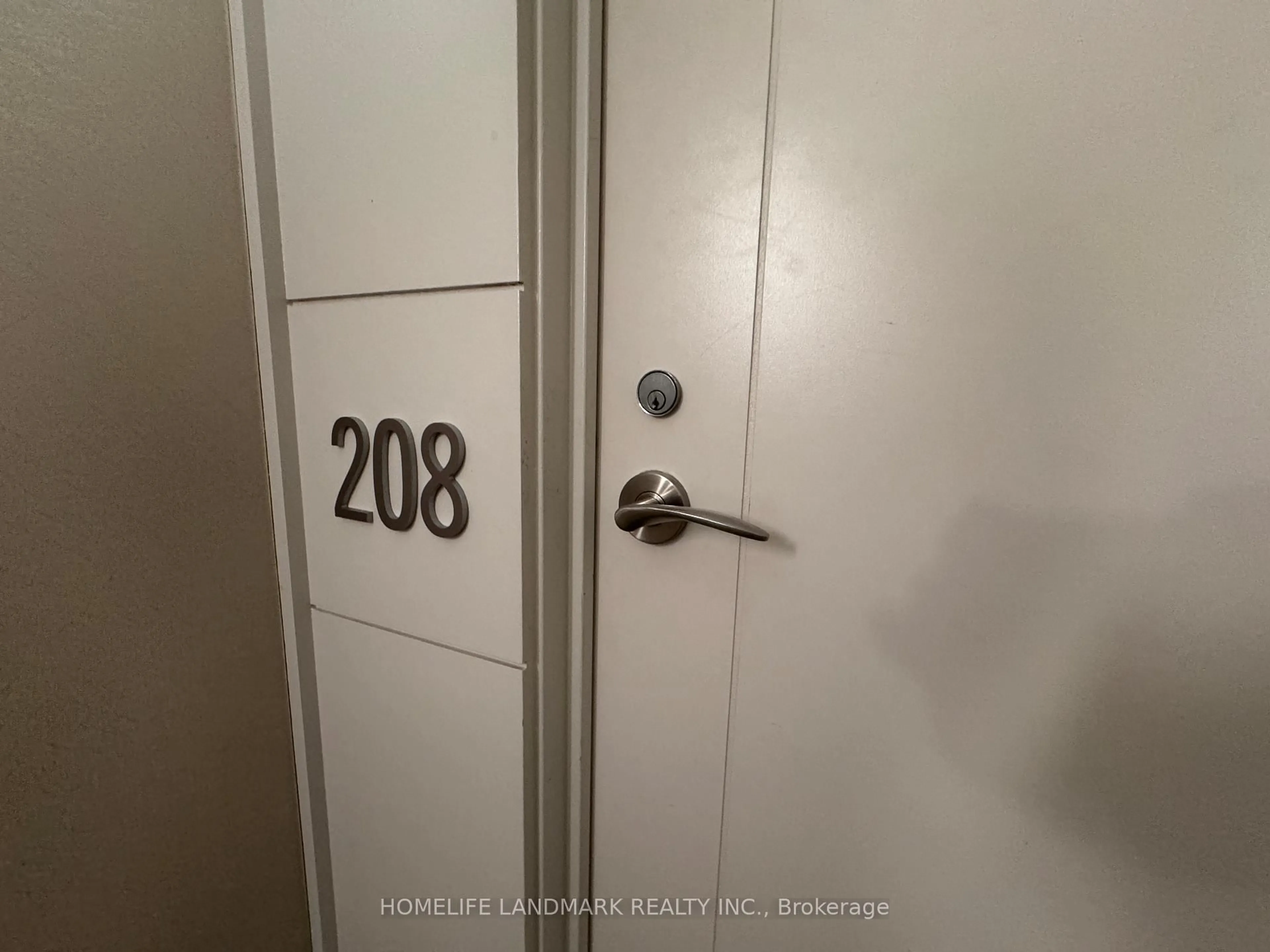 Unknown for 3091 Dufferin St #208, Toronto Ontario M6A 0C4