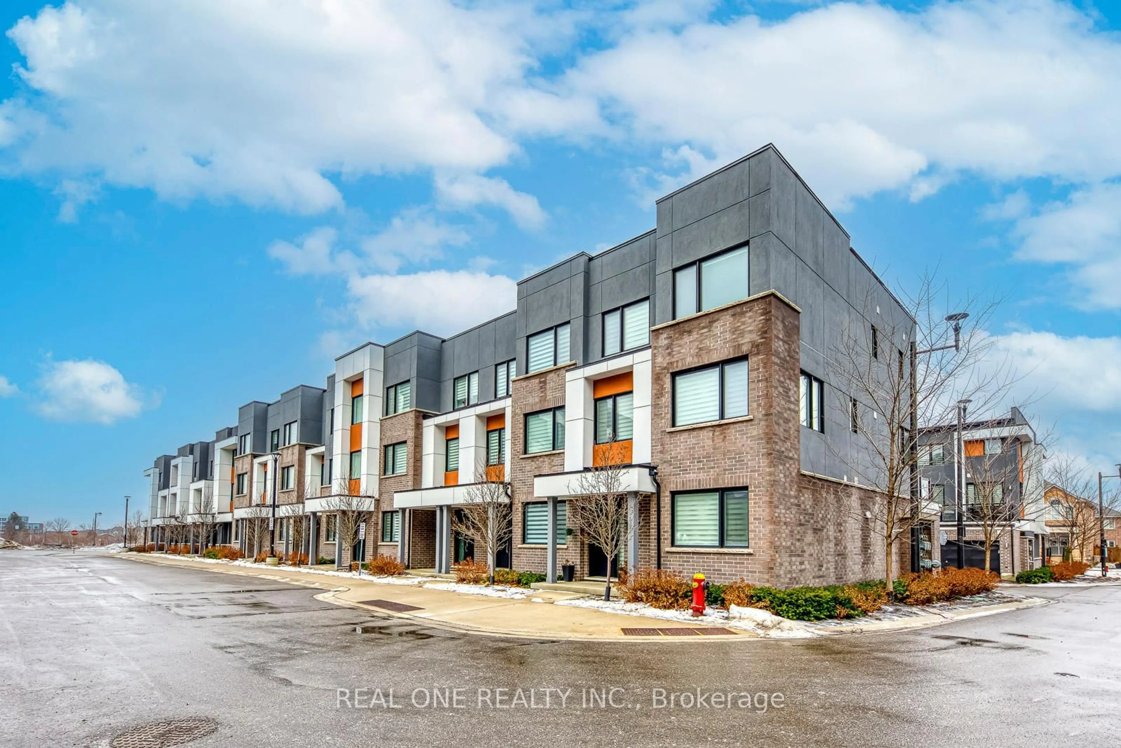 Home with brick exterior material, street for 99 Grovewood Common, Oakville Ontario L6H 0X4