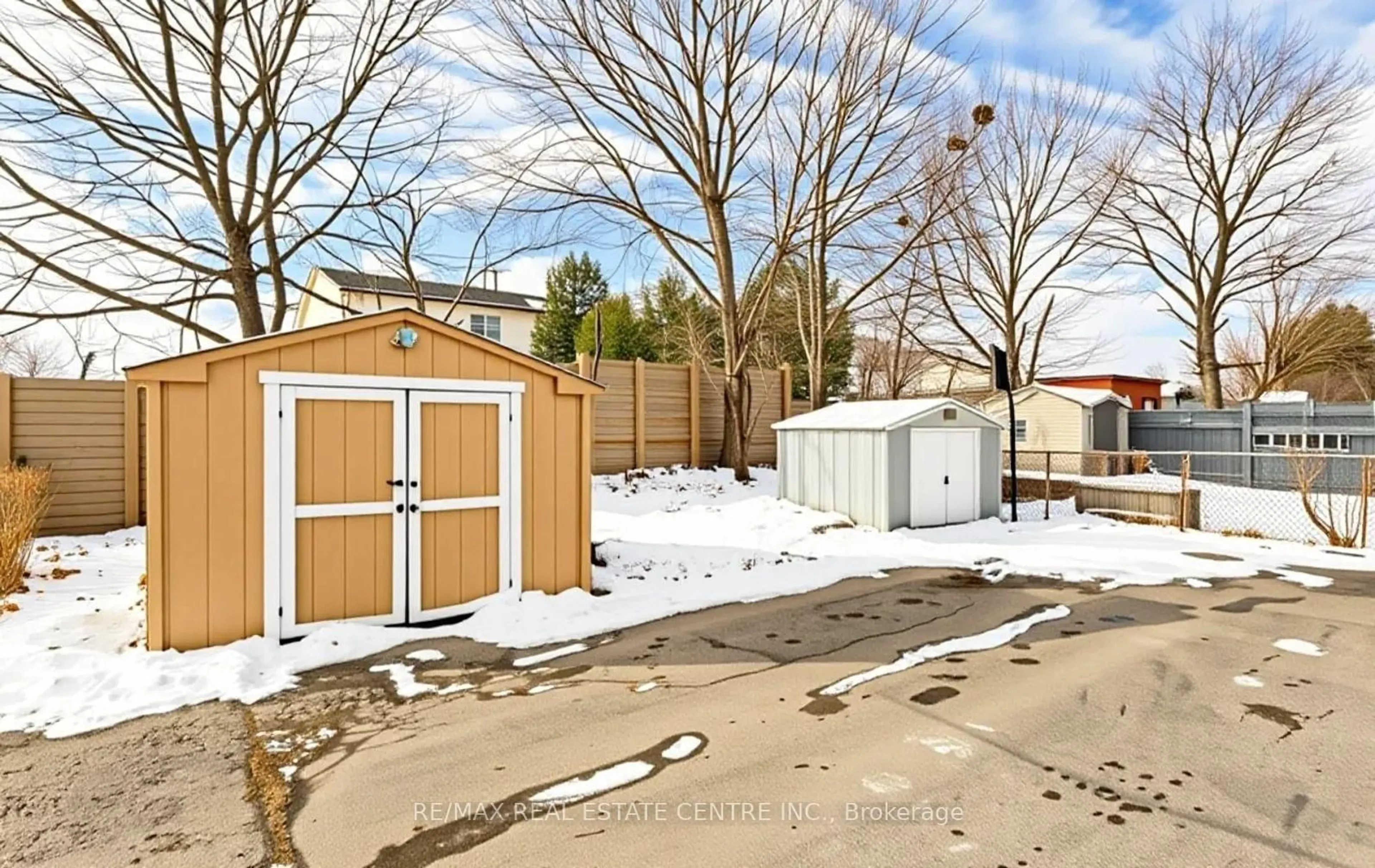 Shed for 1 Tindale Rd, Brampton Ontario L6V 2G8