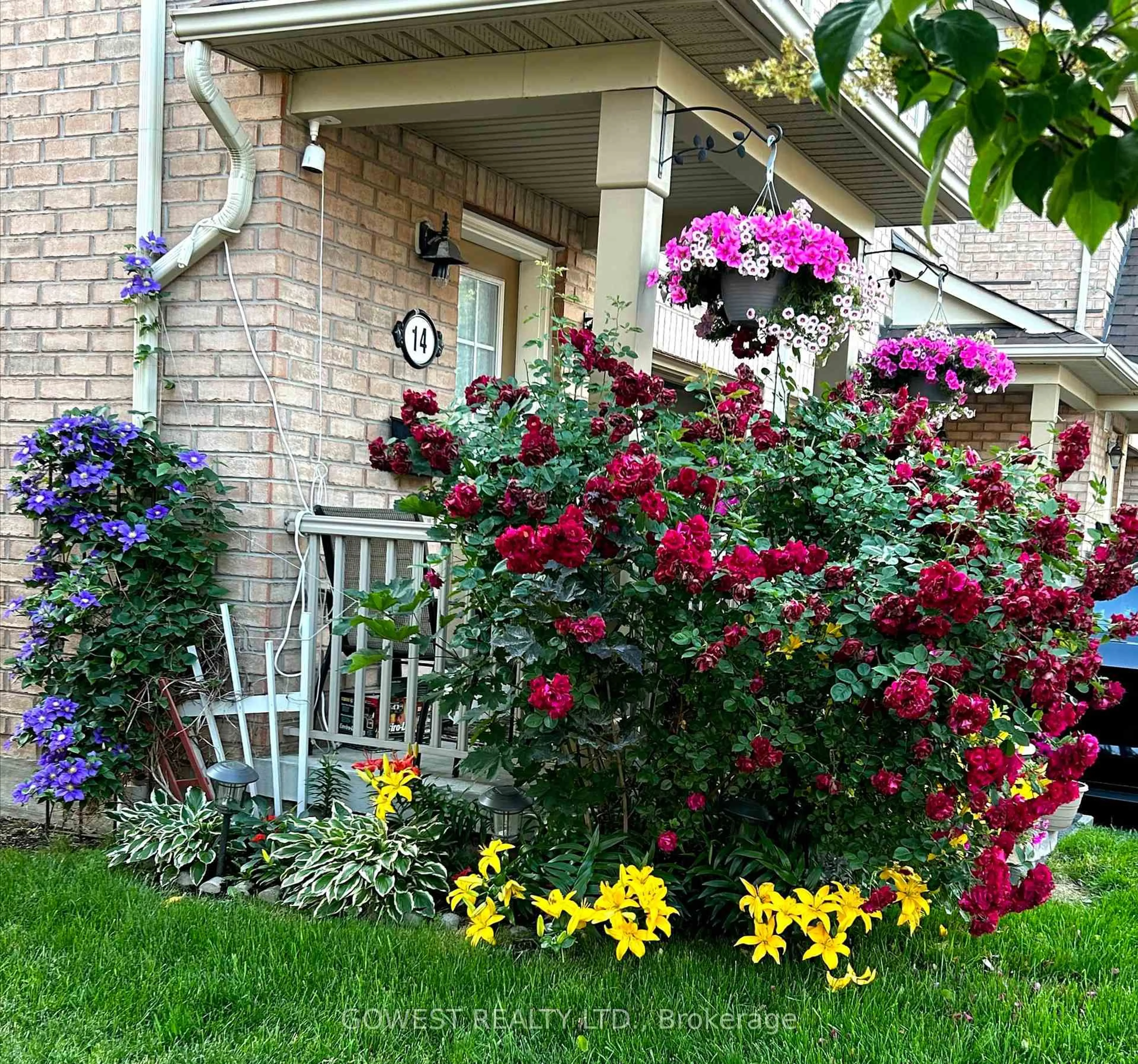 Patio, street for 3150 Erin Centre Blvd #14, Mississauga Ontario L5M 7Z2