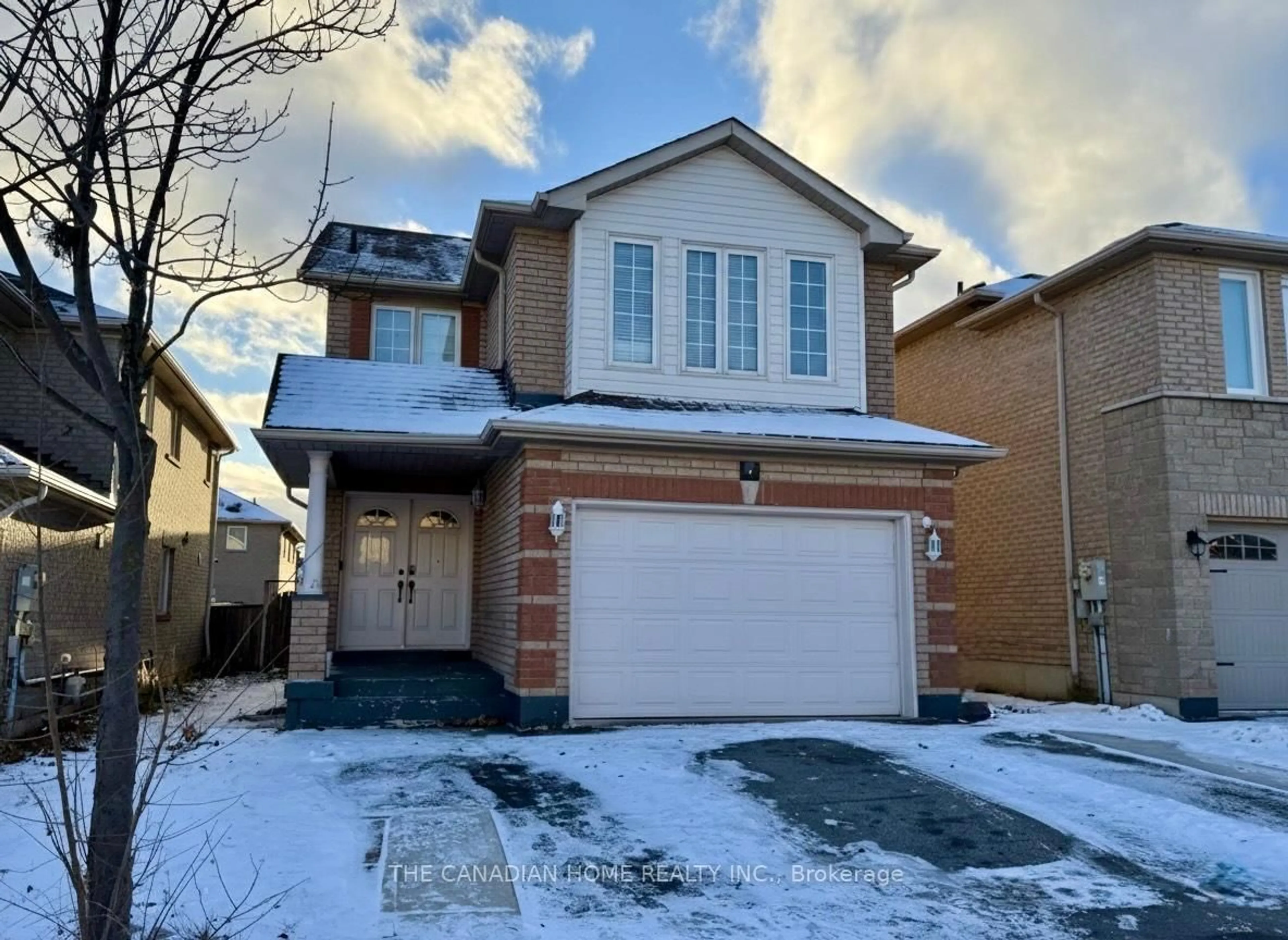 Home with brick exterior material, street for 4 Hefferon Crt, Brampton Ontario L6Y 5J3