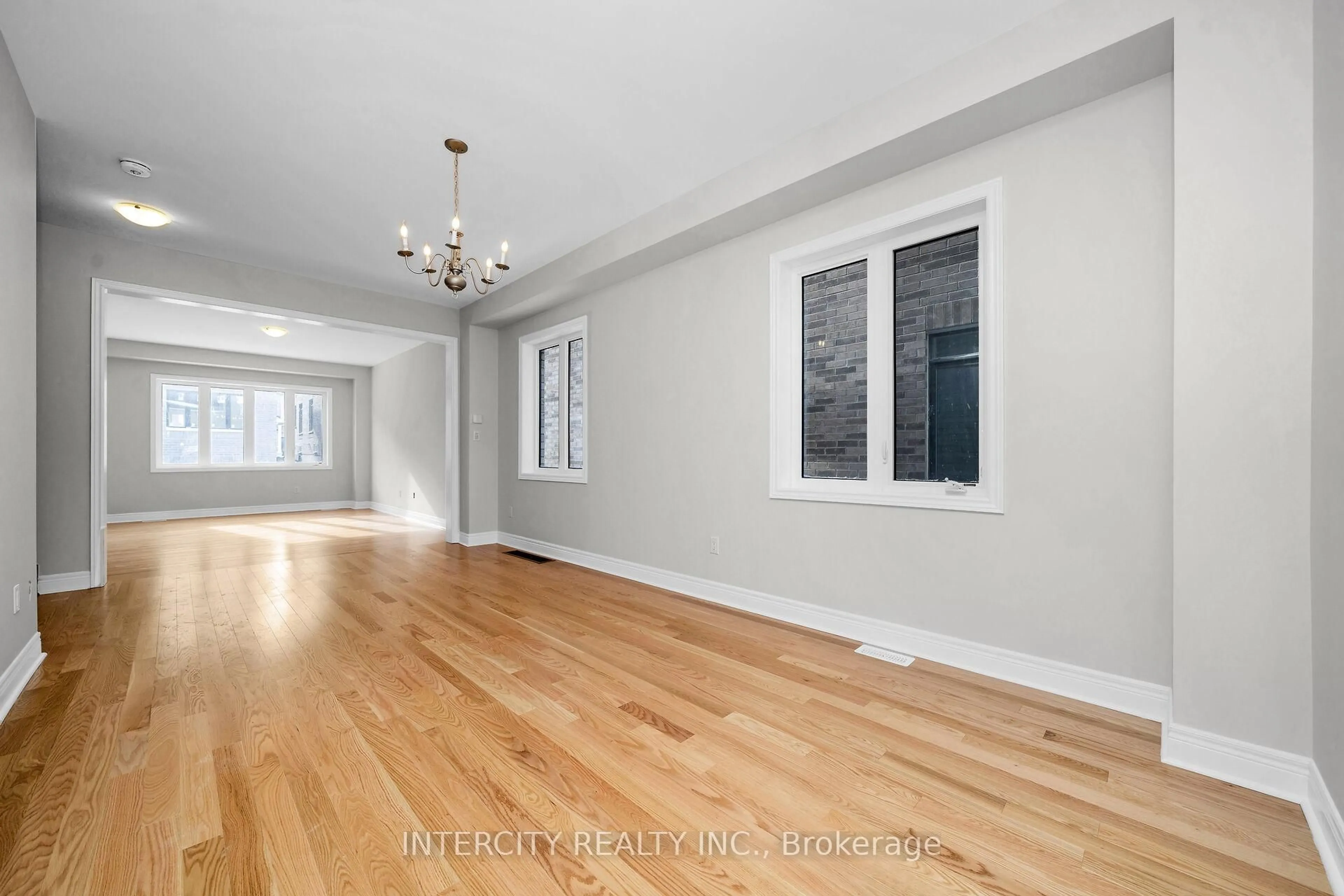 A pic of a room for 70 Claremont Dr #Lot 163, Brampton Ontario L6R 4E8