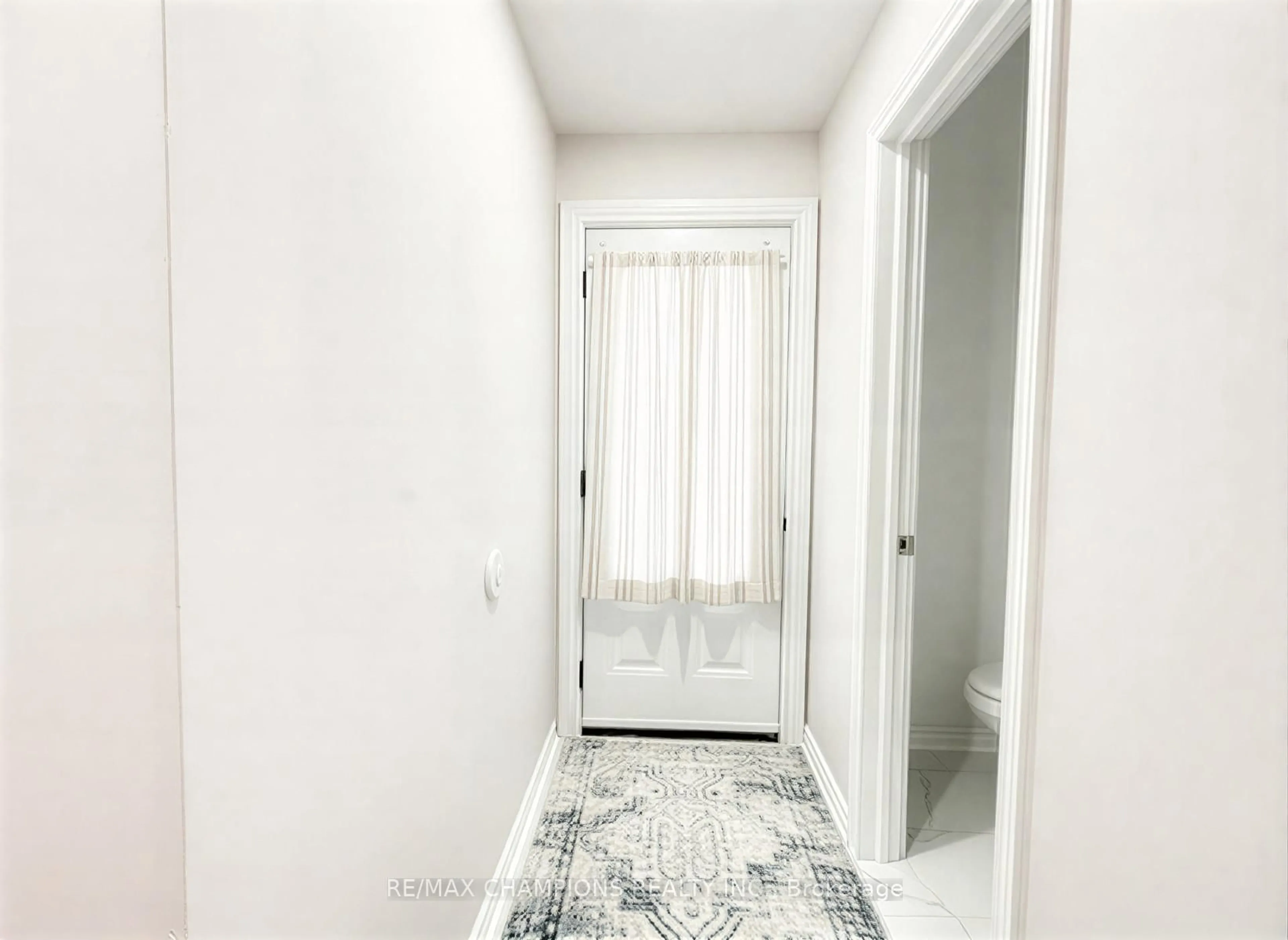 A pic of a room for 68 Nanwood Dr, Brampton Ontario L6W 1L9